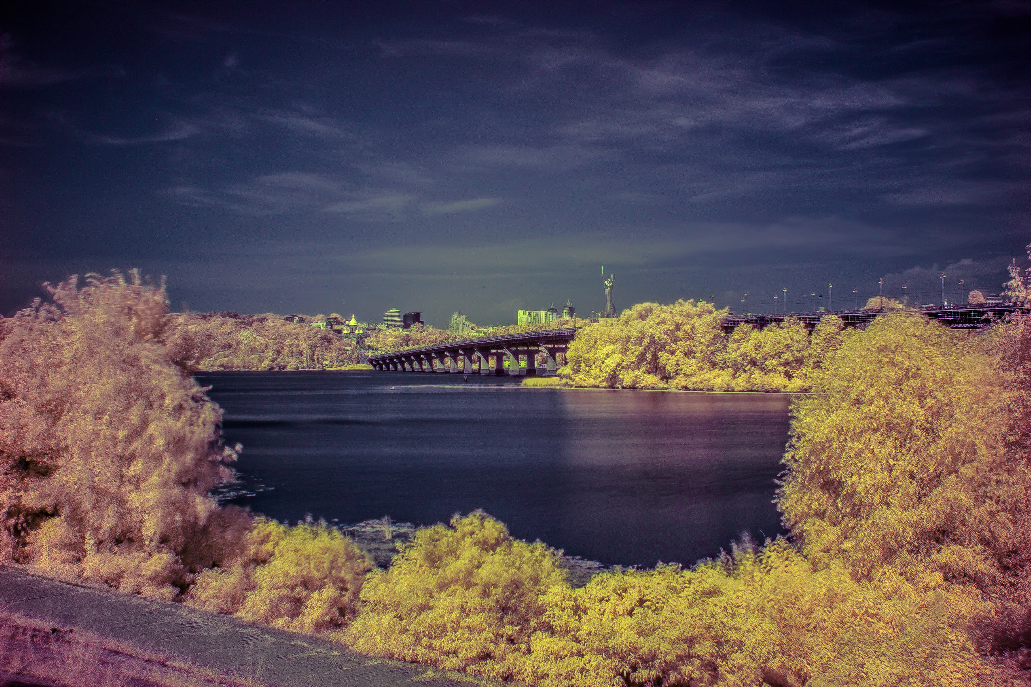 Canon EF 24mm F2.8 IS USM sample photo. --- photography