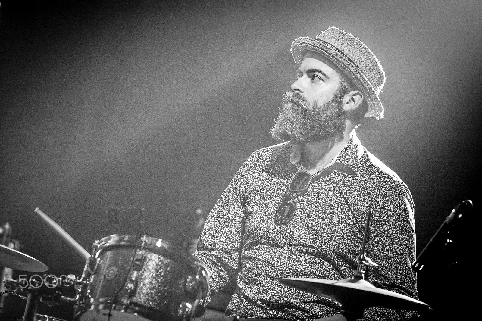 Canon EF 70-200mm F2.8L USM sample photo. Old time drummer photography