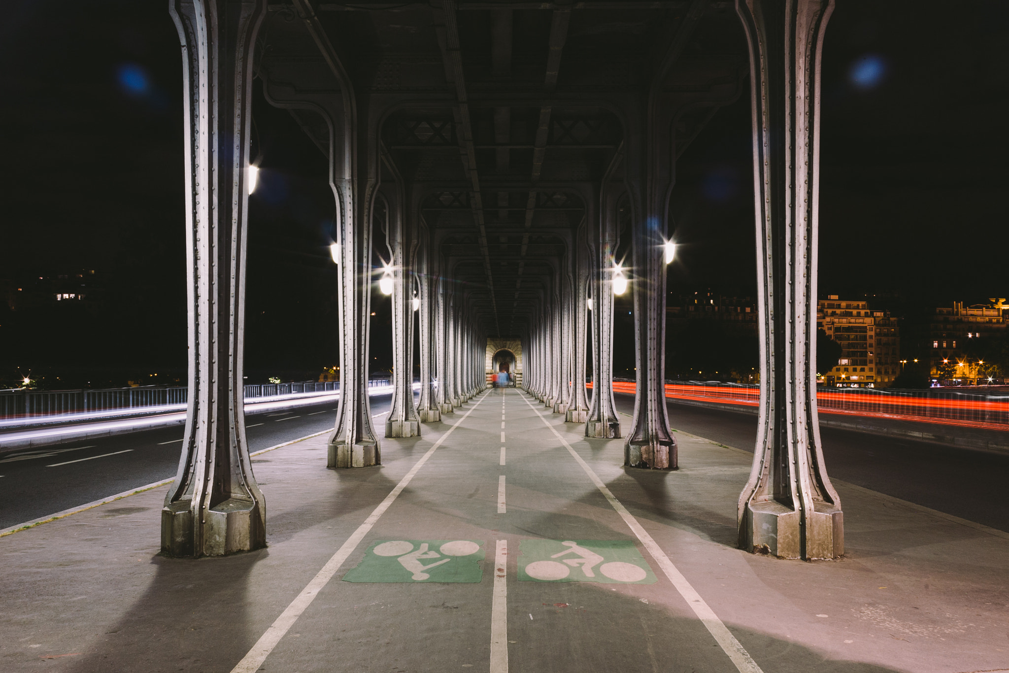 Canon EOS 5D + Canon EF 24mm F2.8 sample photo. Cycle lane, france photography