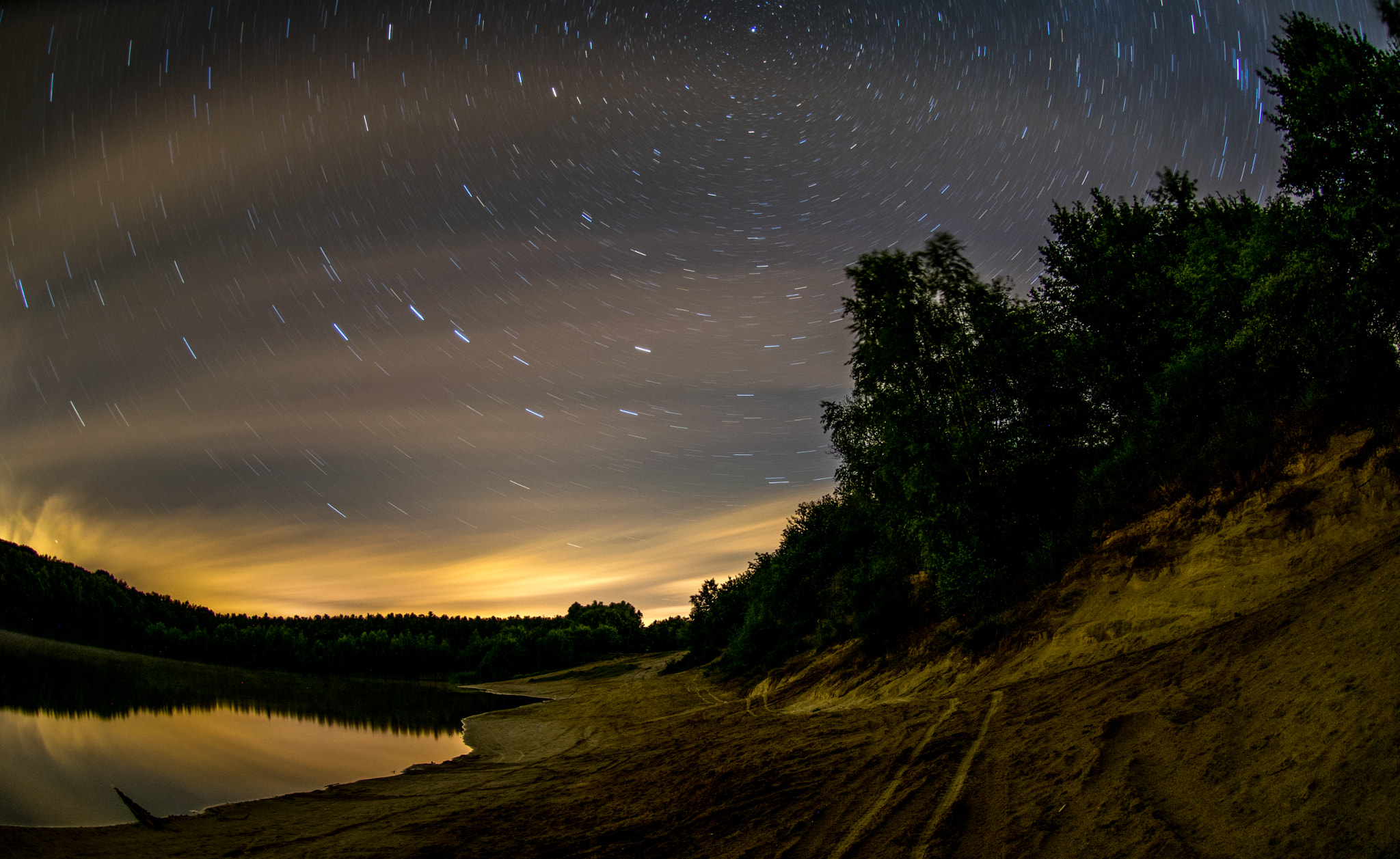 Nikon AF DX Fisheye-Nikkor 10.5mm F2.8G ED sample photo. Starring the pole star photography
