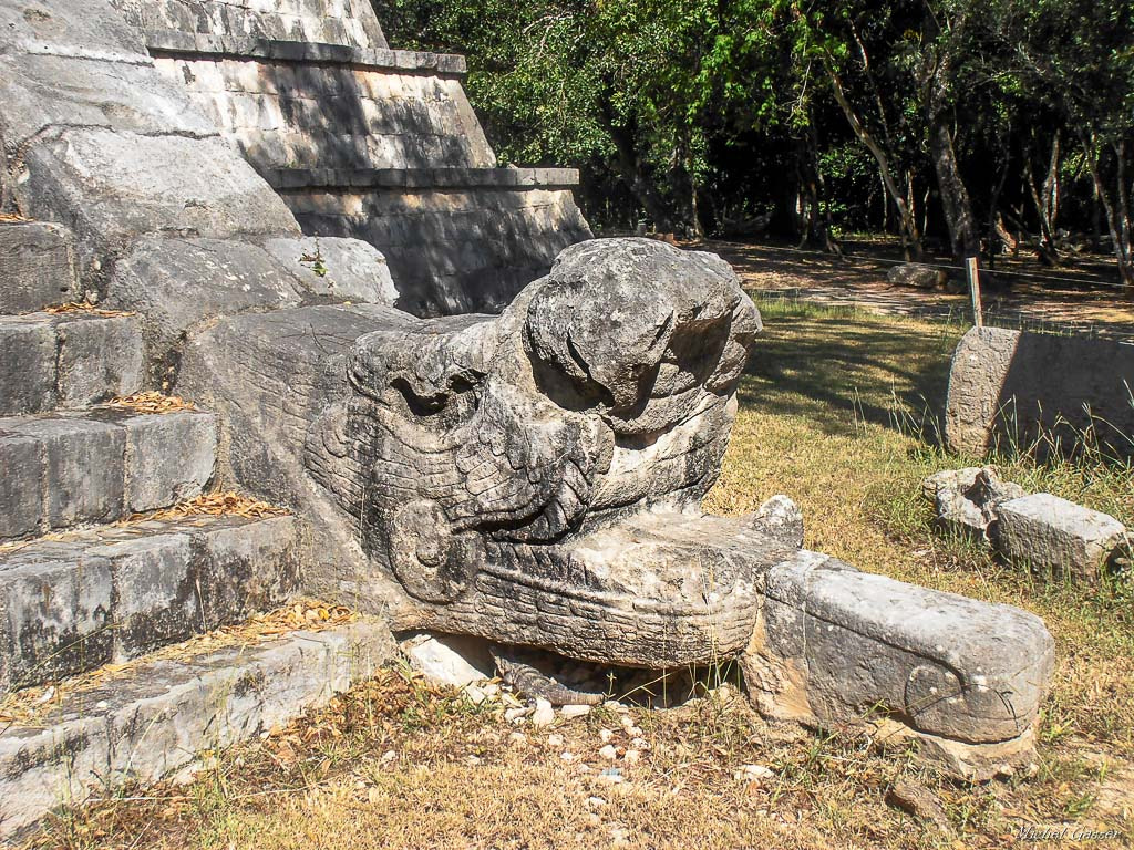 Olympus VR310,D720 sample photo. Chichen itza photography