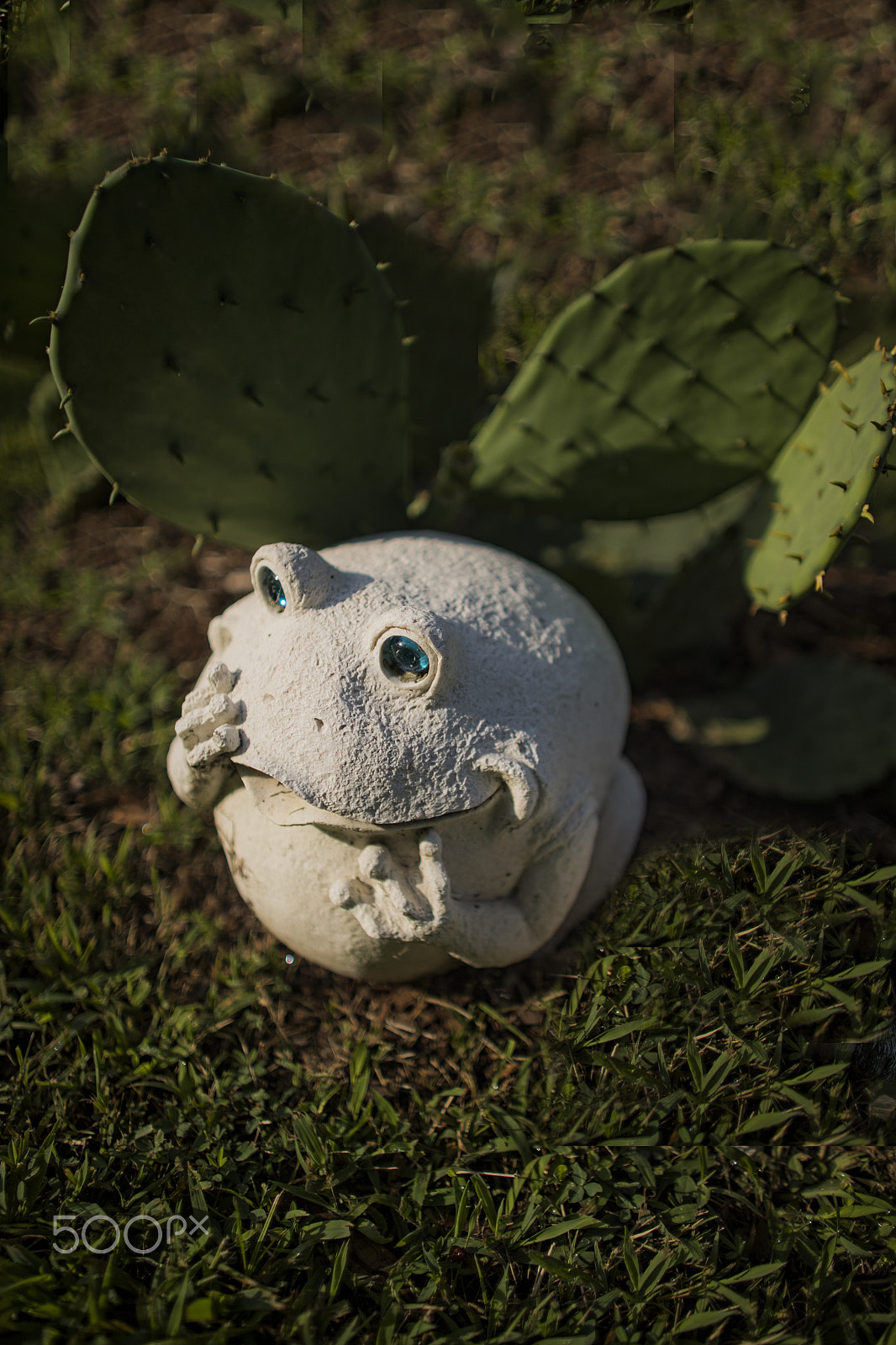Canon EF 24mm f/1.4L sample photo. Oh my what a sticky situation 10716v photography