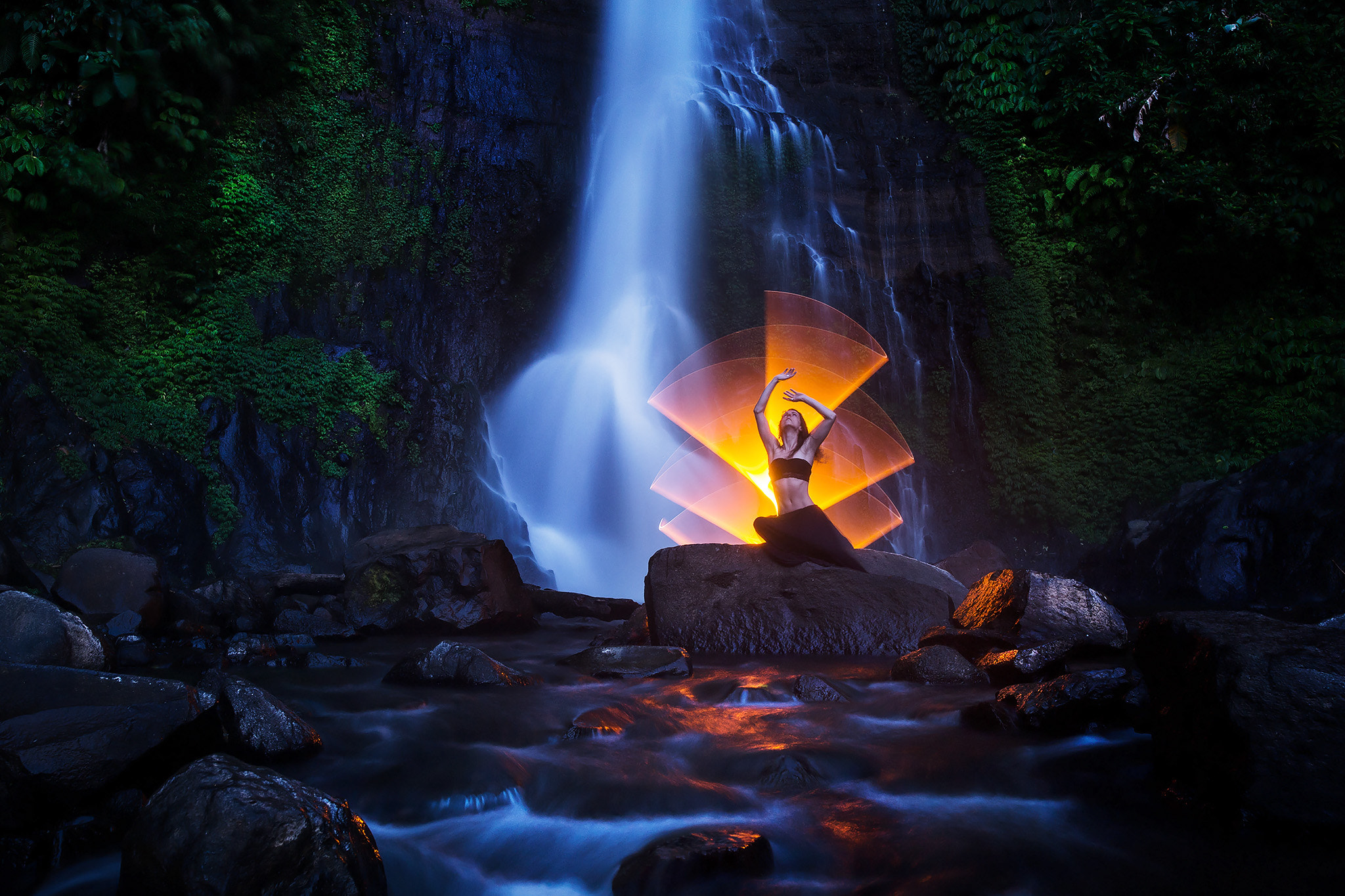 Canon EF 35mm F1.4L II USM sample photo. Can you hear the waterfall? you're getting close. photography