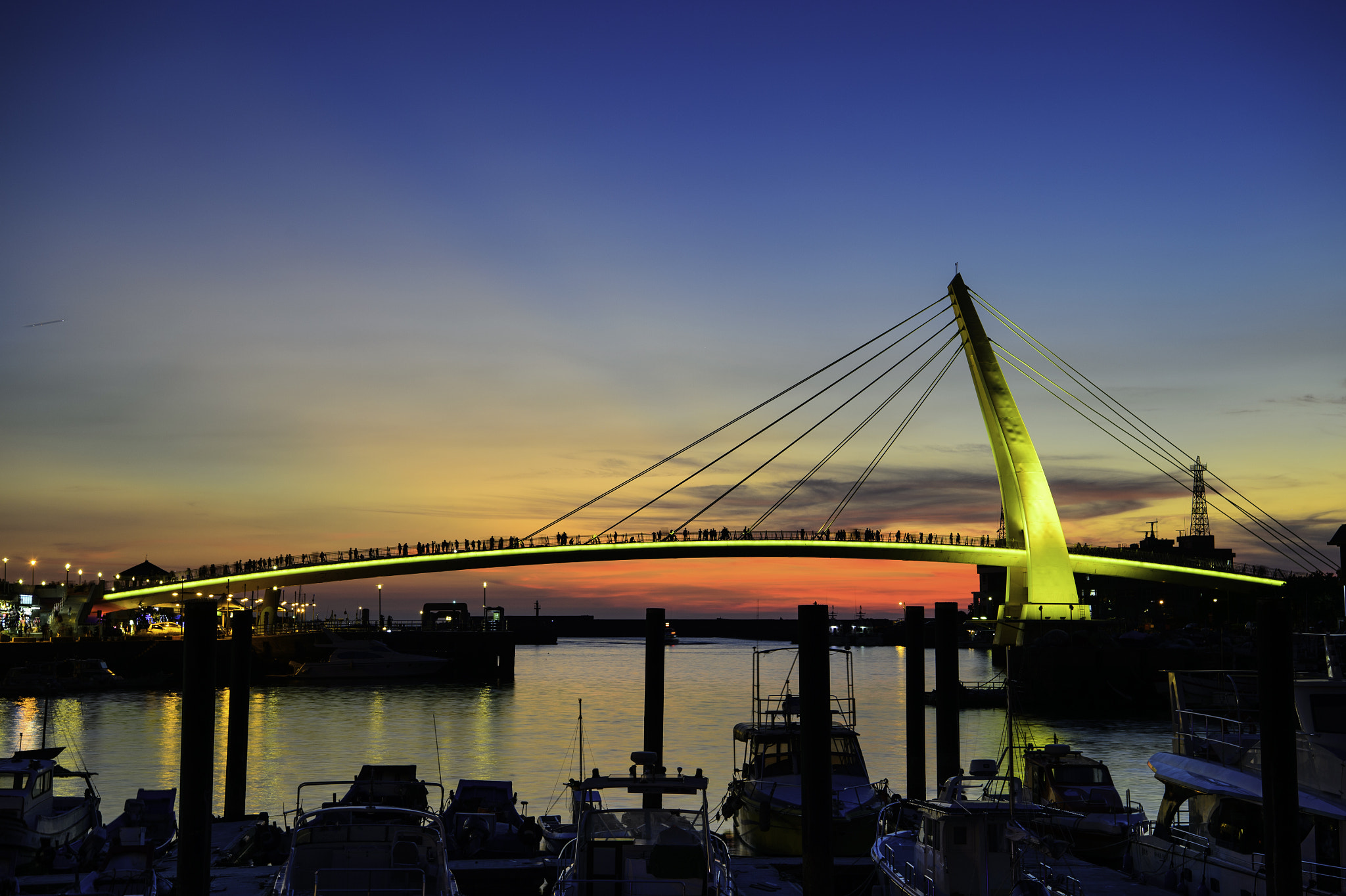 Nikon AF-S Nikkor 24-70mm F2.8E ED VR sample photo. Sunset @  fisherman's wharf photography