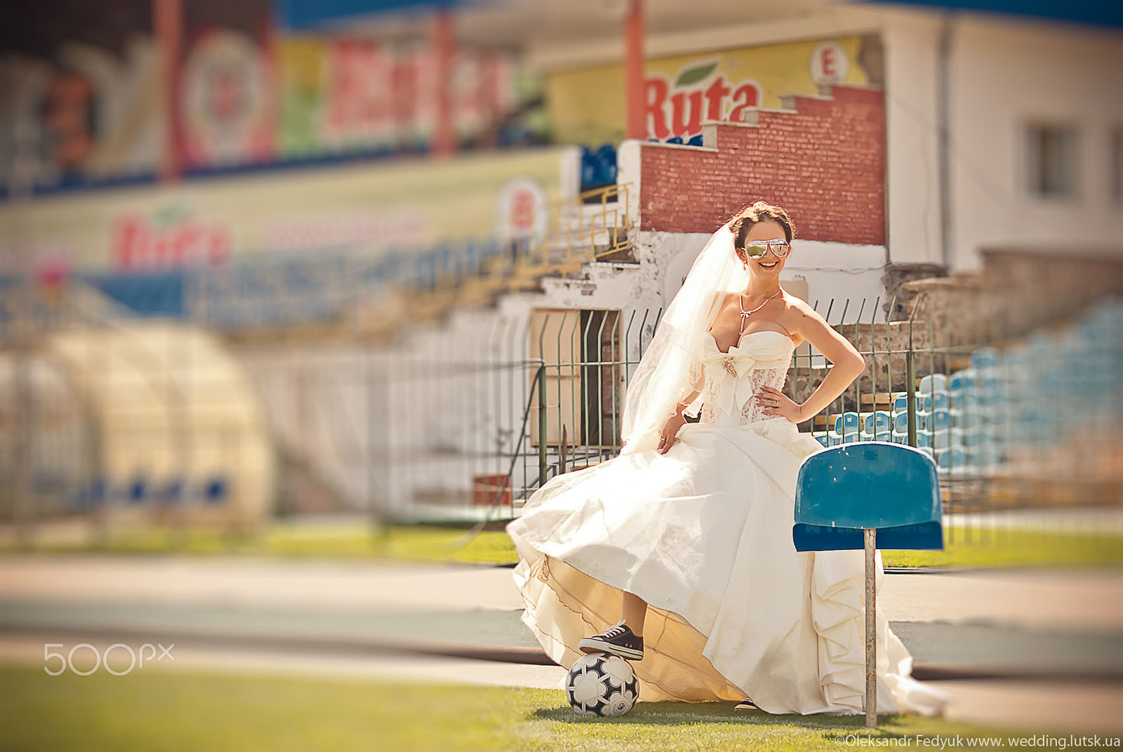 Sigma 70-300mm F4-5.6 APO DG Macro sample photo. Wedding photography