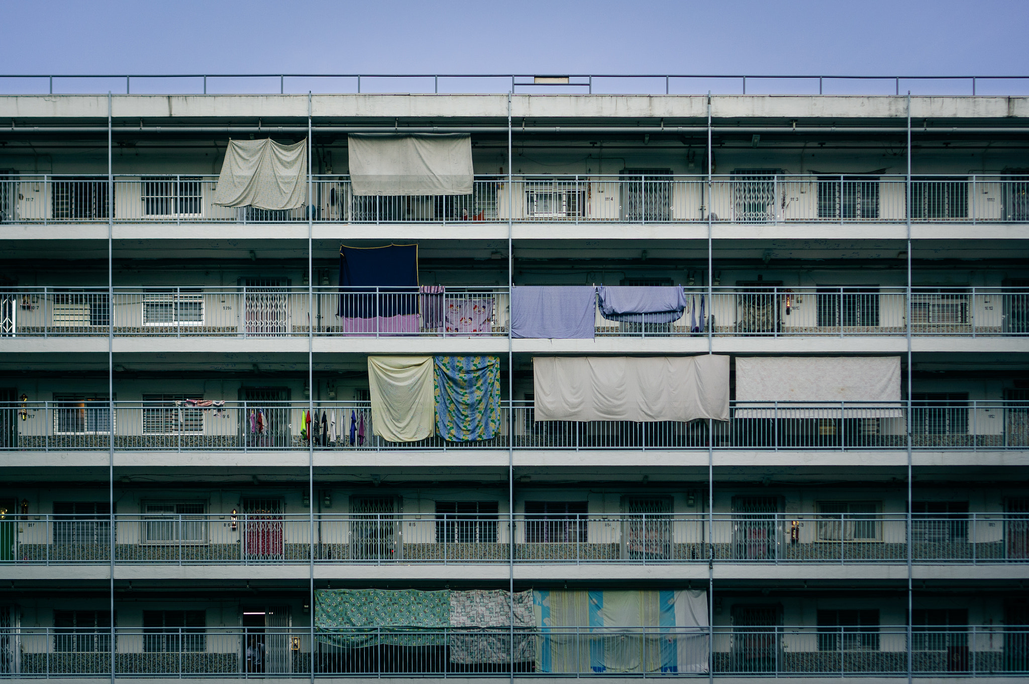 Sony Alpha NEX-6 + Sony E 35mm F1.8 OSS sample photo. Nam shan estate photography