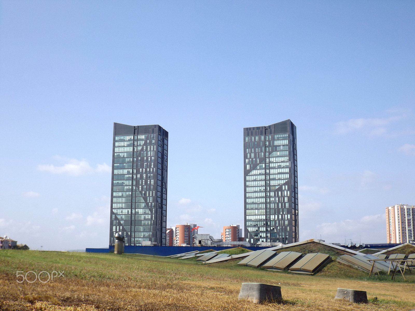 Fujifilm FinePix S4600 sample photo. Istanbul trip akbank towers photography