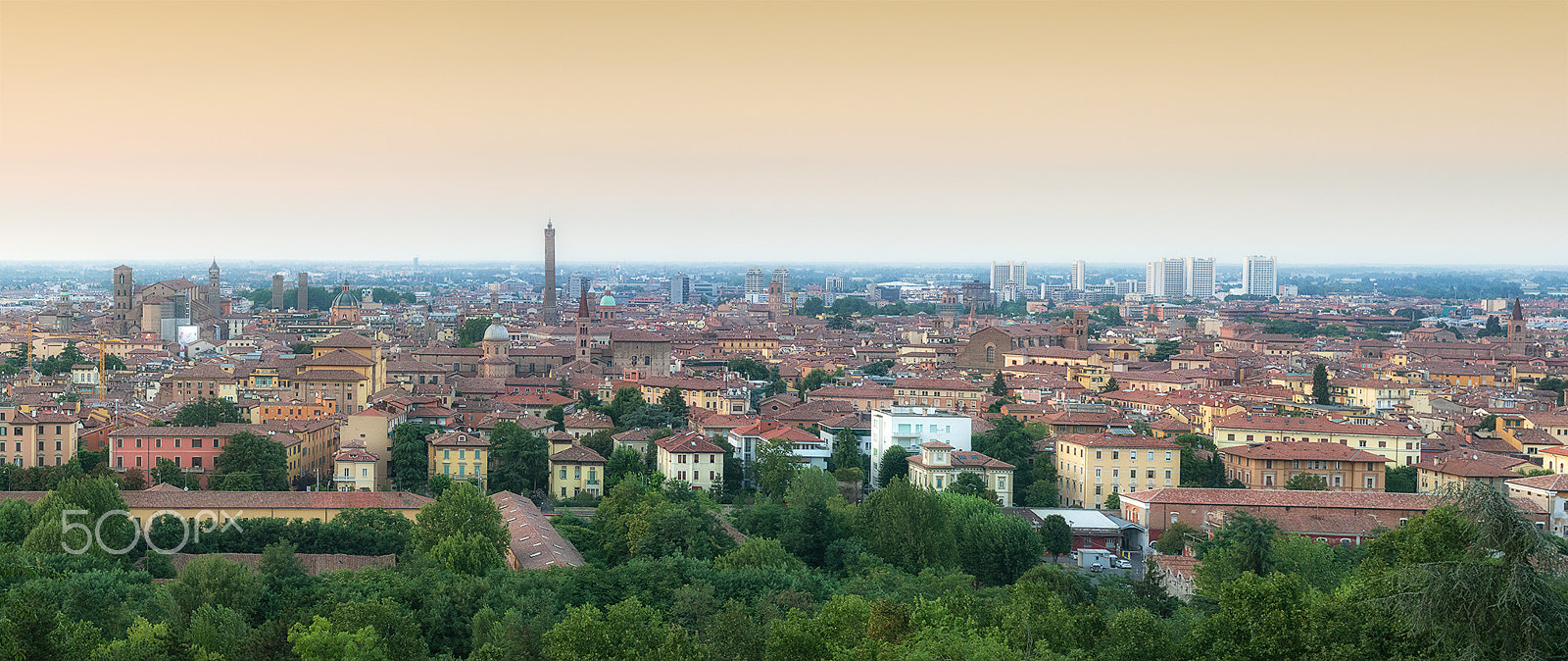 PENTAX-F 28-80mm F3.5-4.5 sample photo. Bologna by day photography