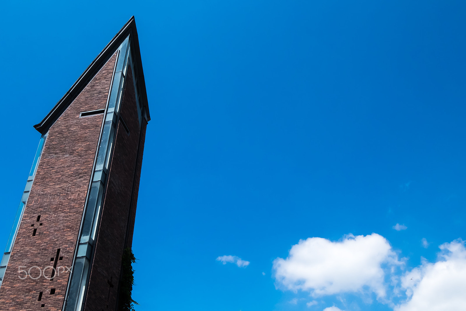 Fujifilm XC 16-50mm F3.5-5.6 OIS sample photo. The church with clouds photography