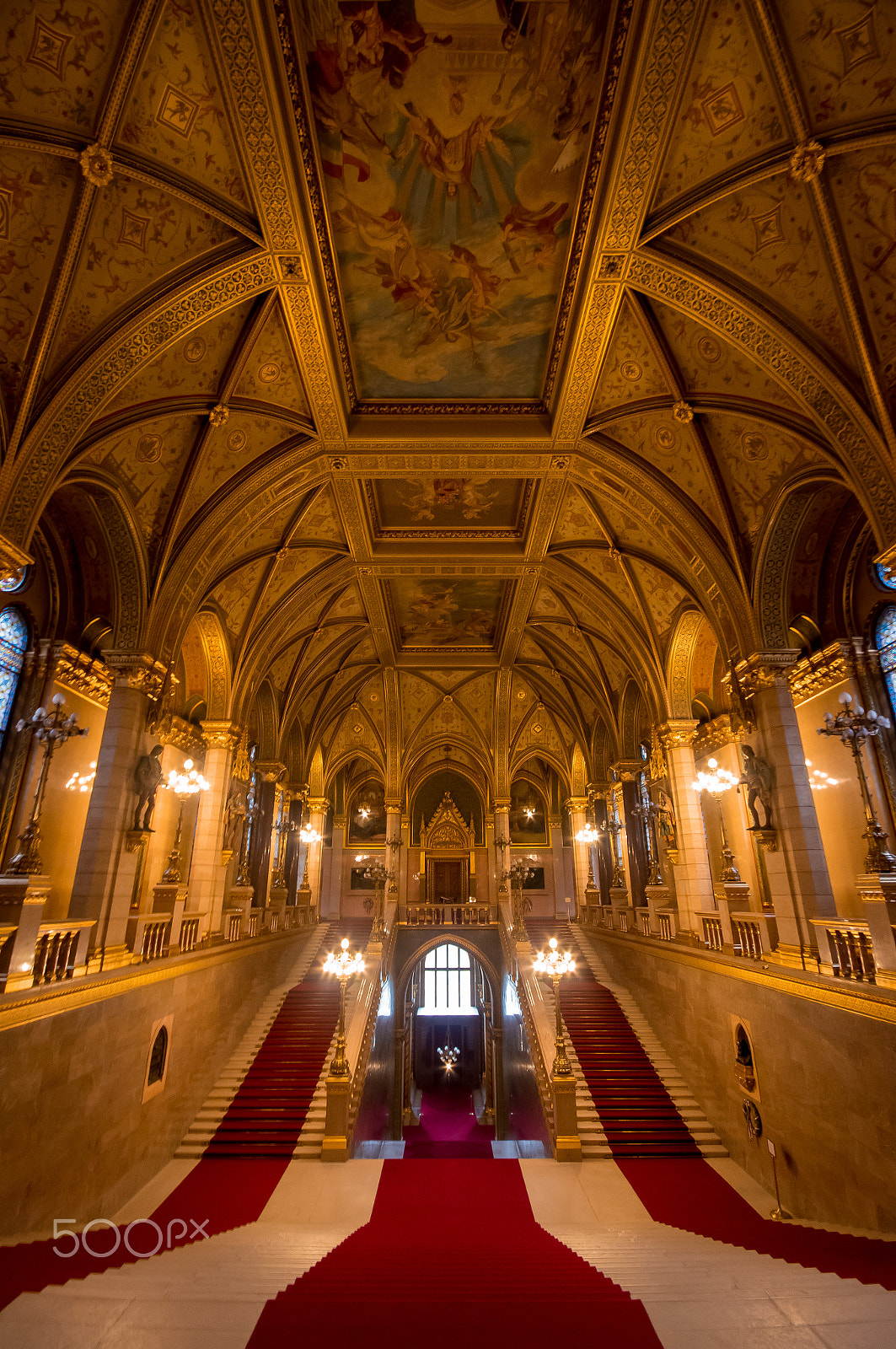 Sony Alpha DSLR-A580 sample photo. Inside the hungarian parliament photography