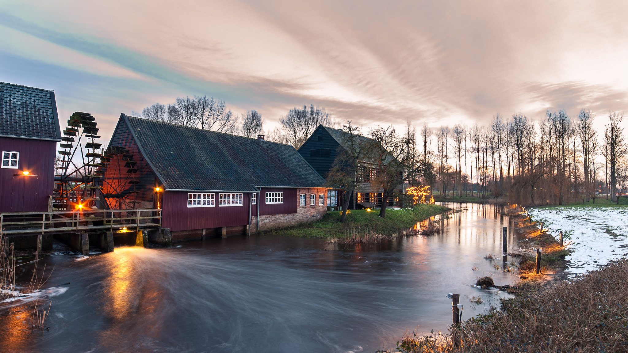 Samyang 14mm F2.8 ED AS IF UMC sample photo. Watermill photography
