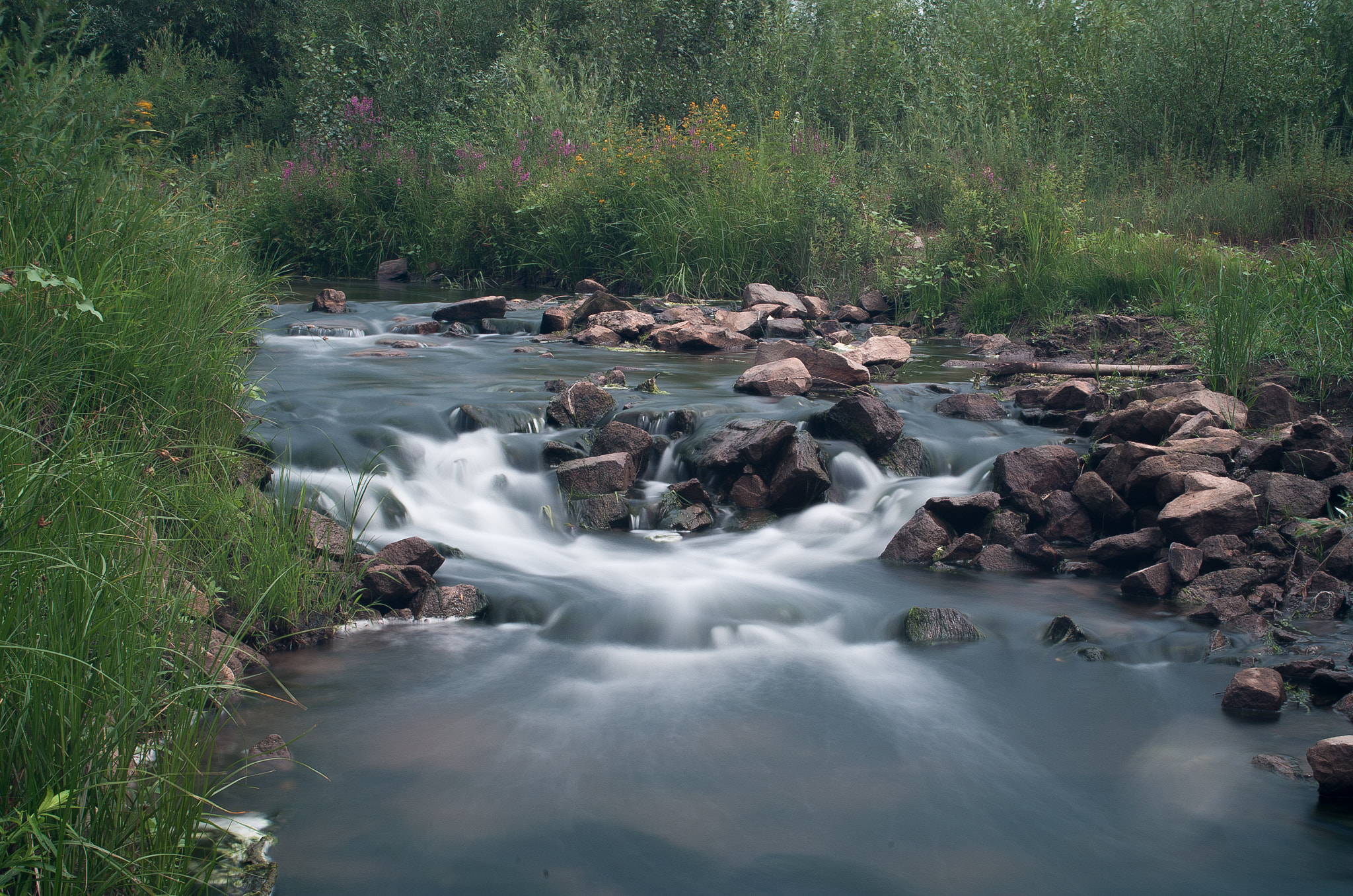 Pentax K-30 + Pentax smc DA 35mm F2.4 AL sample photo. Long exposure river photography