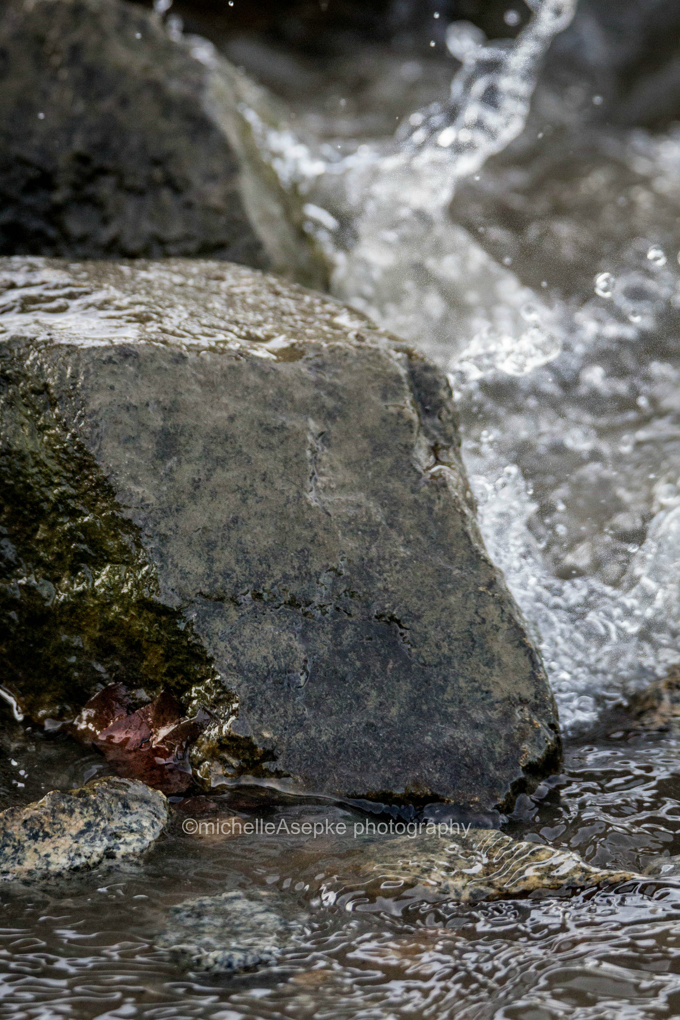 Tamron SP 150-600mm F5-6.3 Di VC USD sample photo. Wave photography