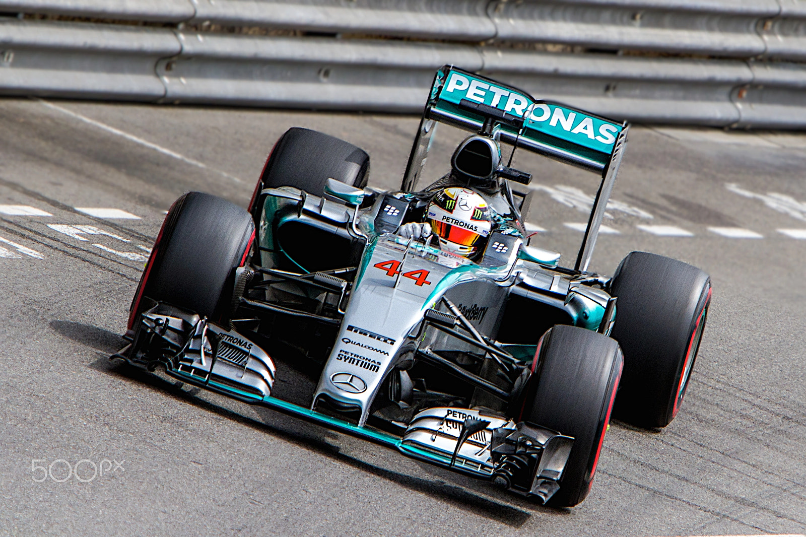 Canon EF 70-200mm F2.8L IS USM sample photo. Lewis hamilton racing at monaco 2015 photography