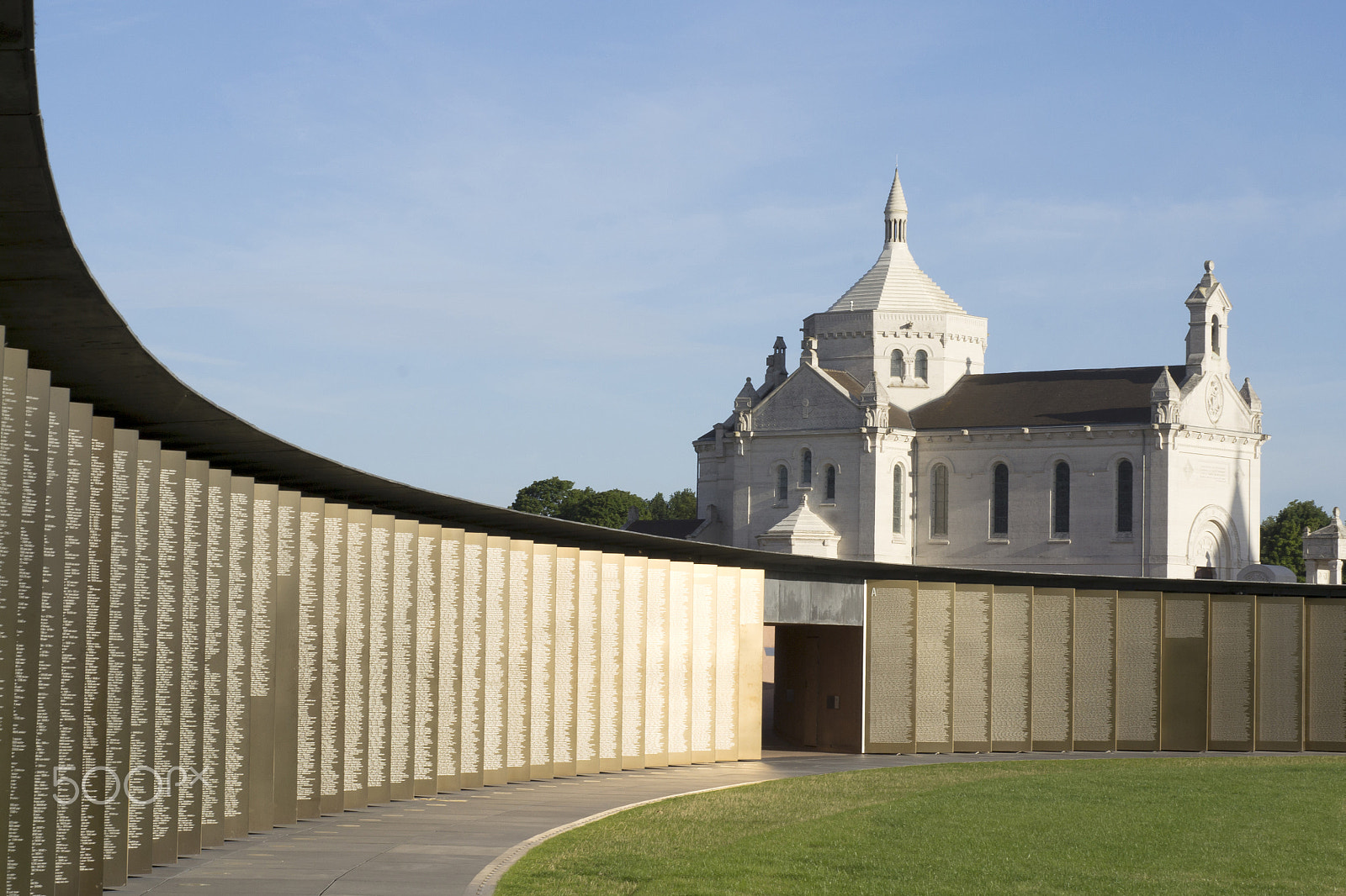 Nikon D3100 + AF Micro-Nikkor 60mm f/2.8 sample photo. The ring of memory,  ablain-saint-nazaire, france photography