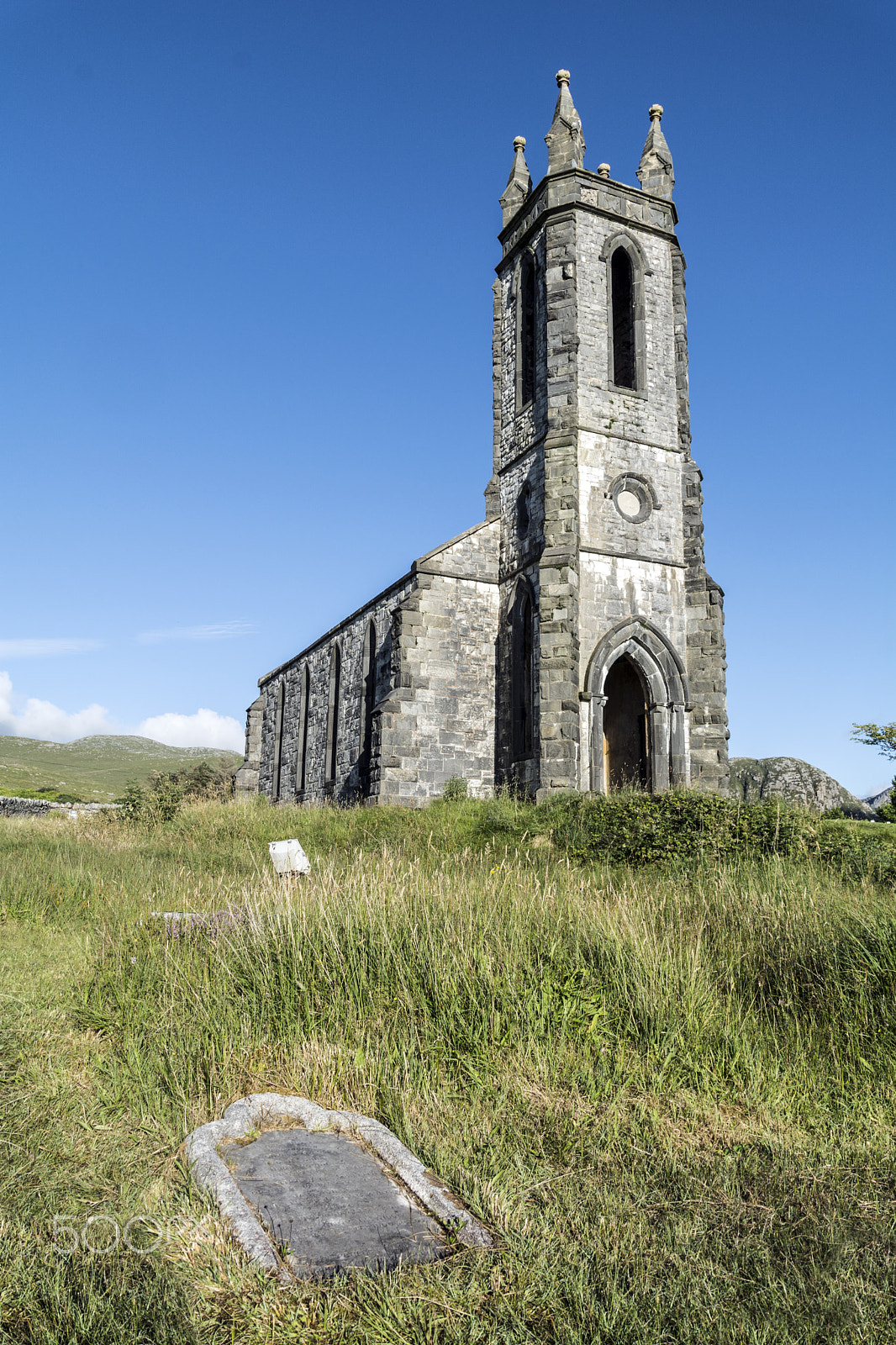 Sigma 28-300mm F3.5-6.3 DG Macro sample photo. Abandoned church photography