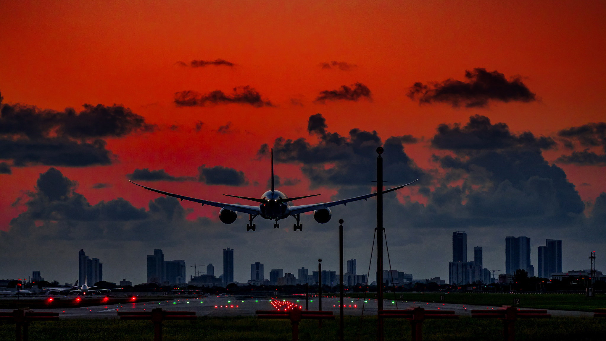 Panasonic Lumix DMC-GX8 + LEICA DG 100-400/F4.0-6.3 sample photo. Sunrise miami photography