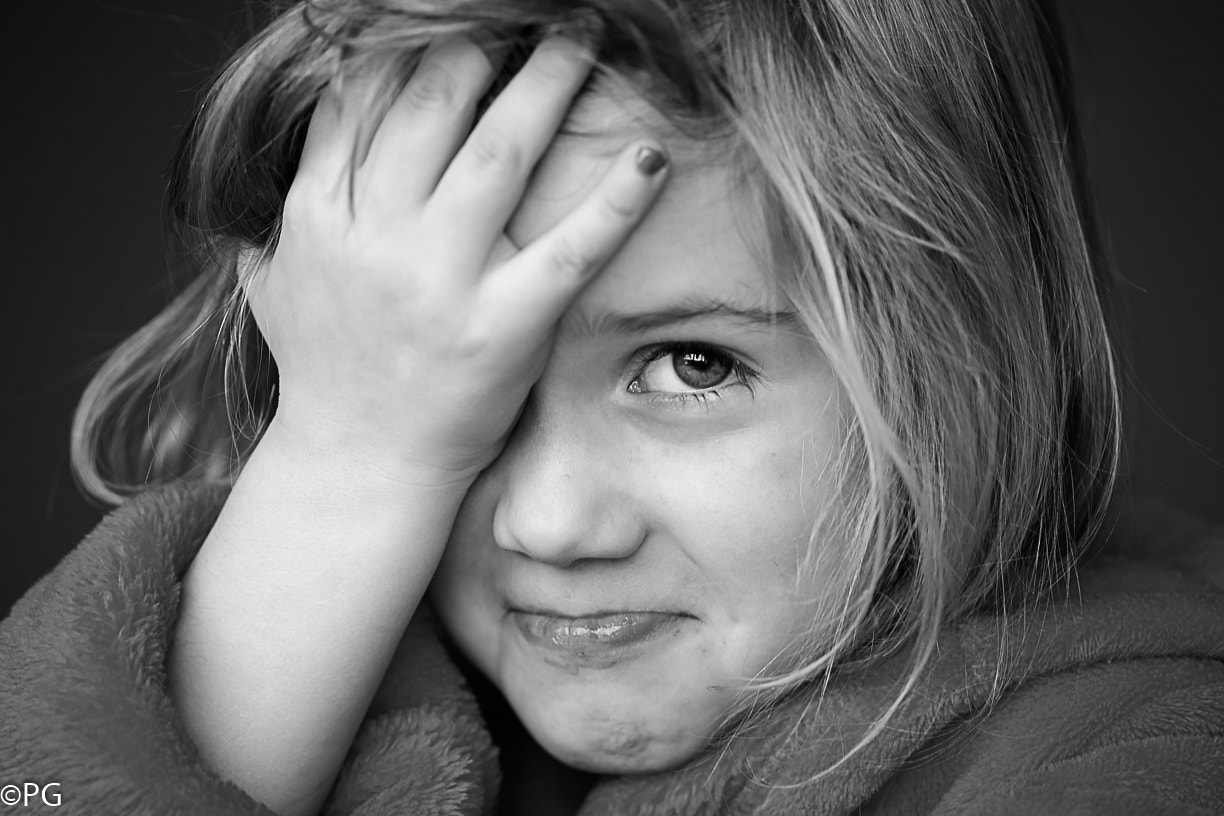 Fujifilm X-E2 + Fujifilm XF 60mm F2.4 R Macro sample photo. Renée... photography