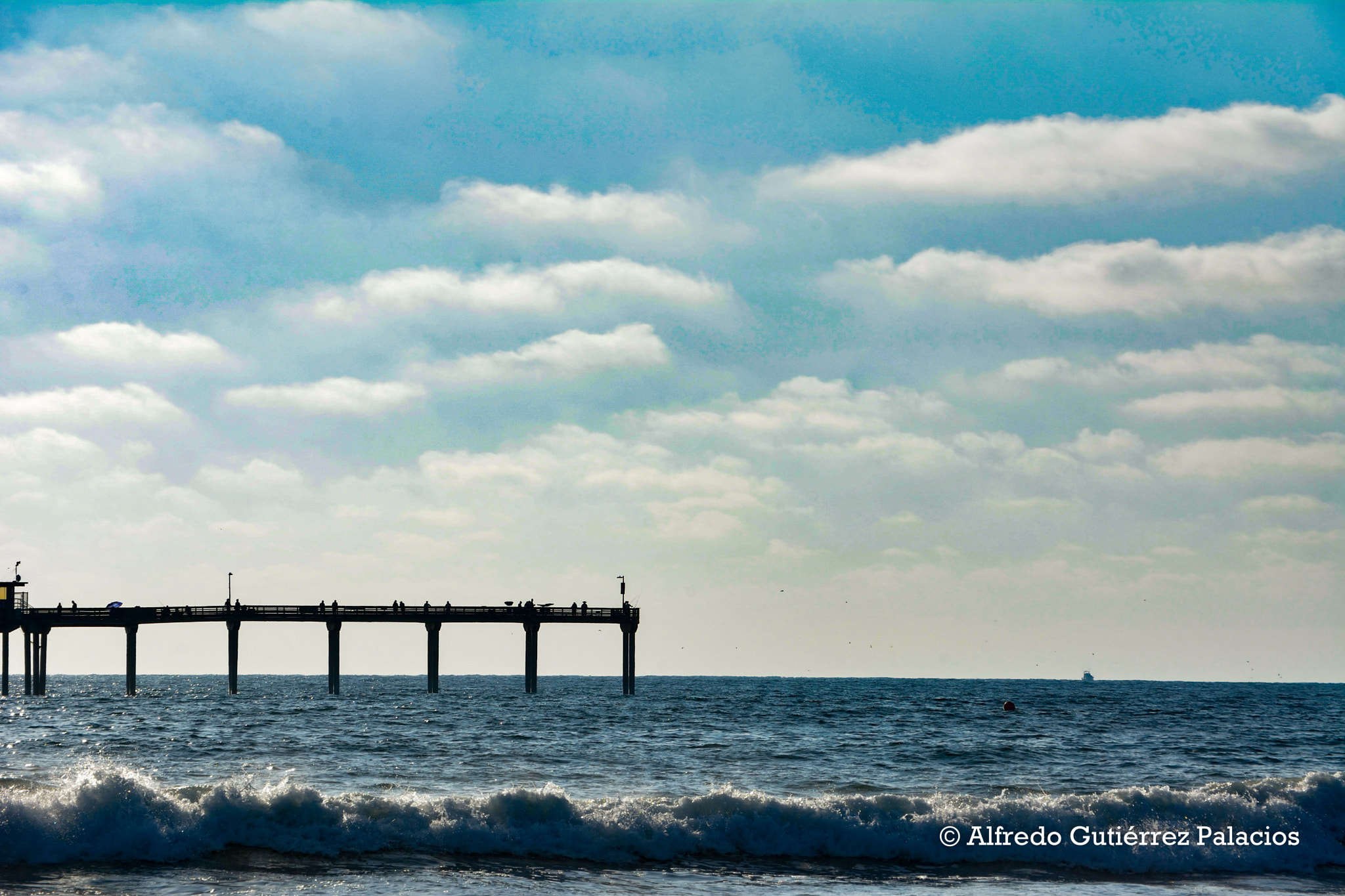 Sigma 18-200mm F3.5-6.3 DC OS HSM sample photo. Ocean beach pier photography