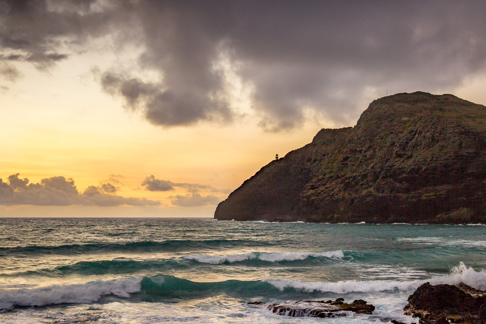 Canon EF 24-105mm F3.5-5.6 IS STM sample photo. Oahu sunrise 3 photography