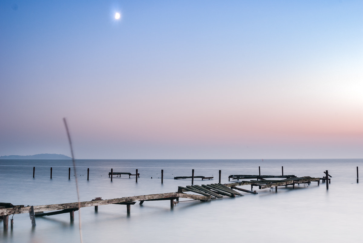 Nikon D80 sample photo. Silence photography