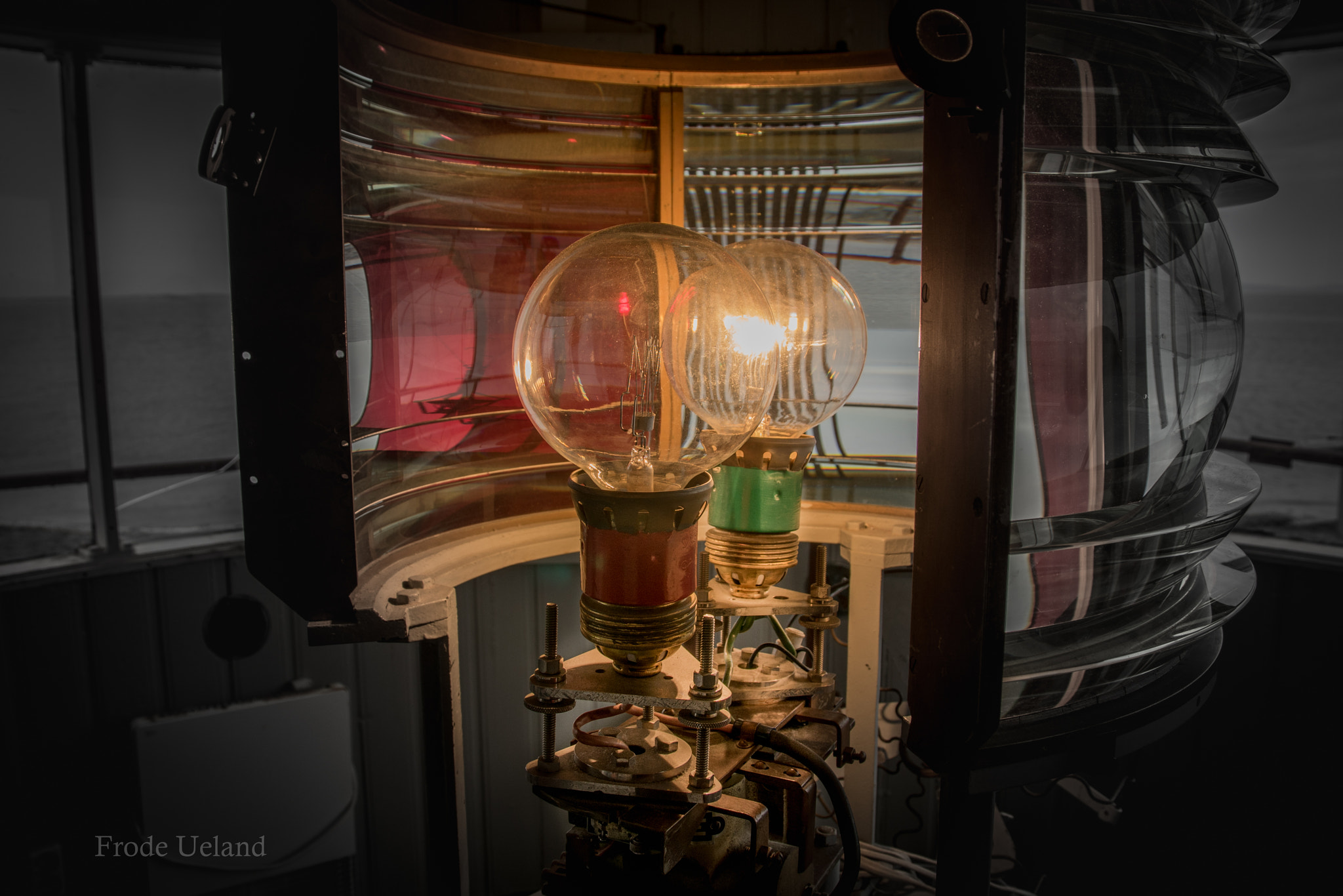 Sigma 17-70mm F2.8-4 DC Macro HSM sample photo. The light bulbs in a old lighthouse in norway photography