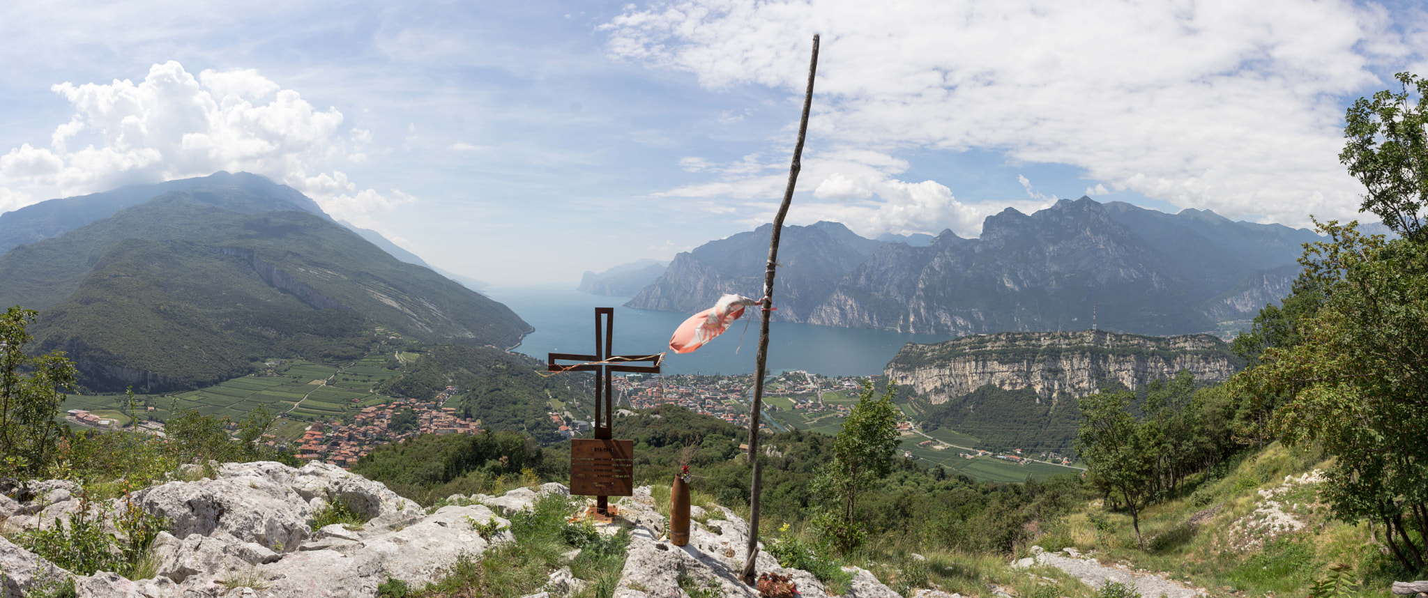 Canon EOS 60D + Sigma 18-50mm F2.8-4.5 DC OS HSM sample photo. World war i memorial - torbole - nago photography