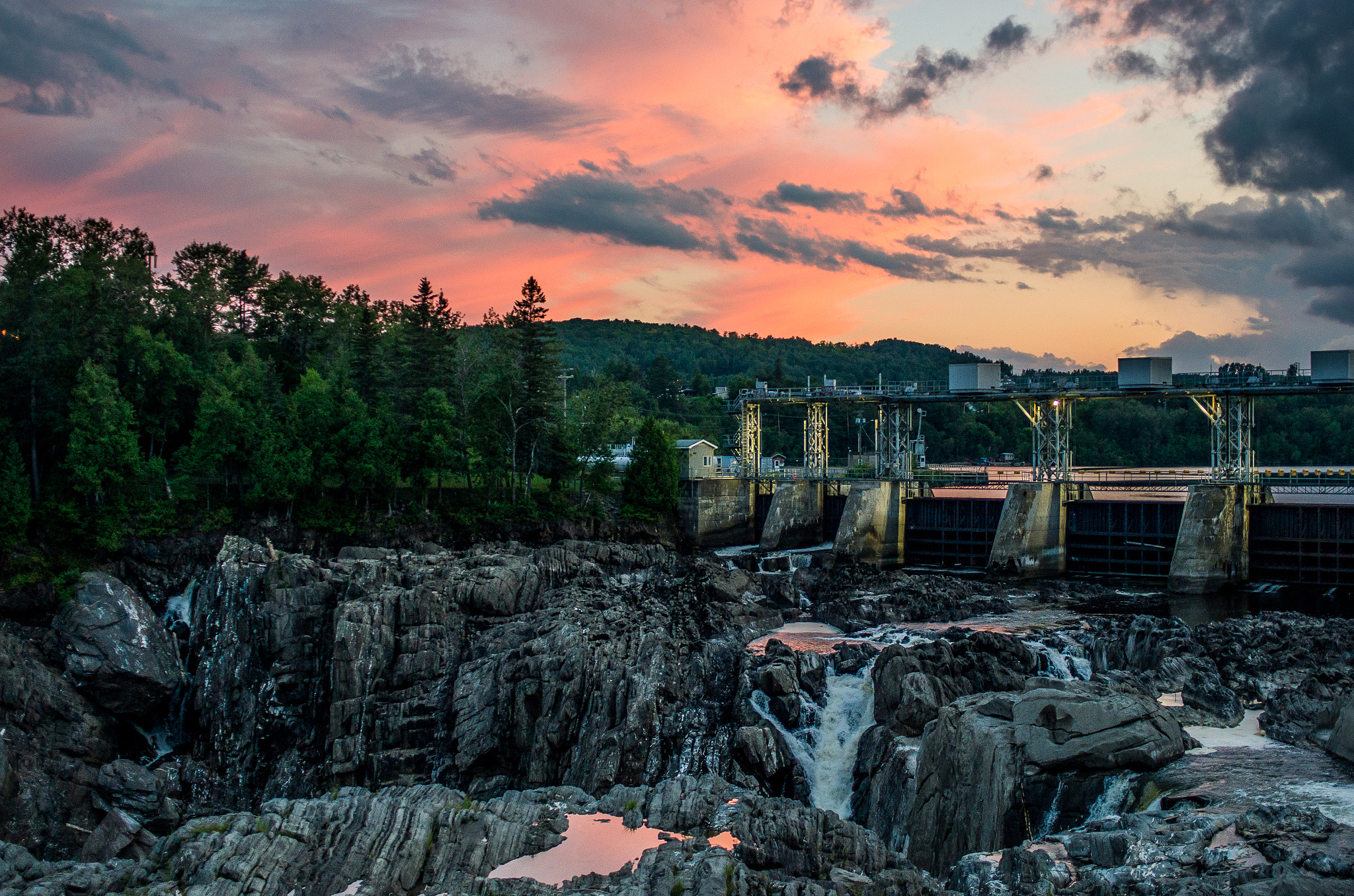 Pentax smc DA 35mm F2.8 Macro Limited sample photo. Grand falls falls photography