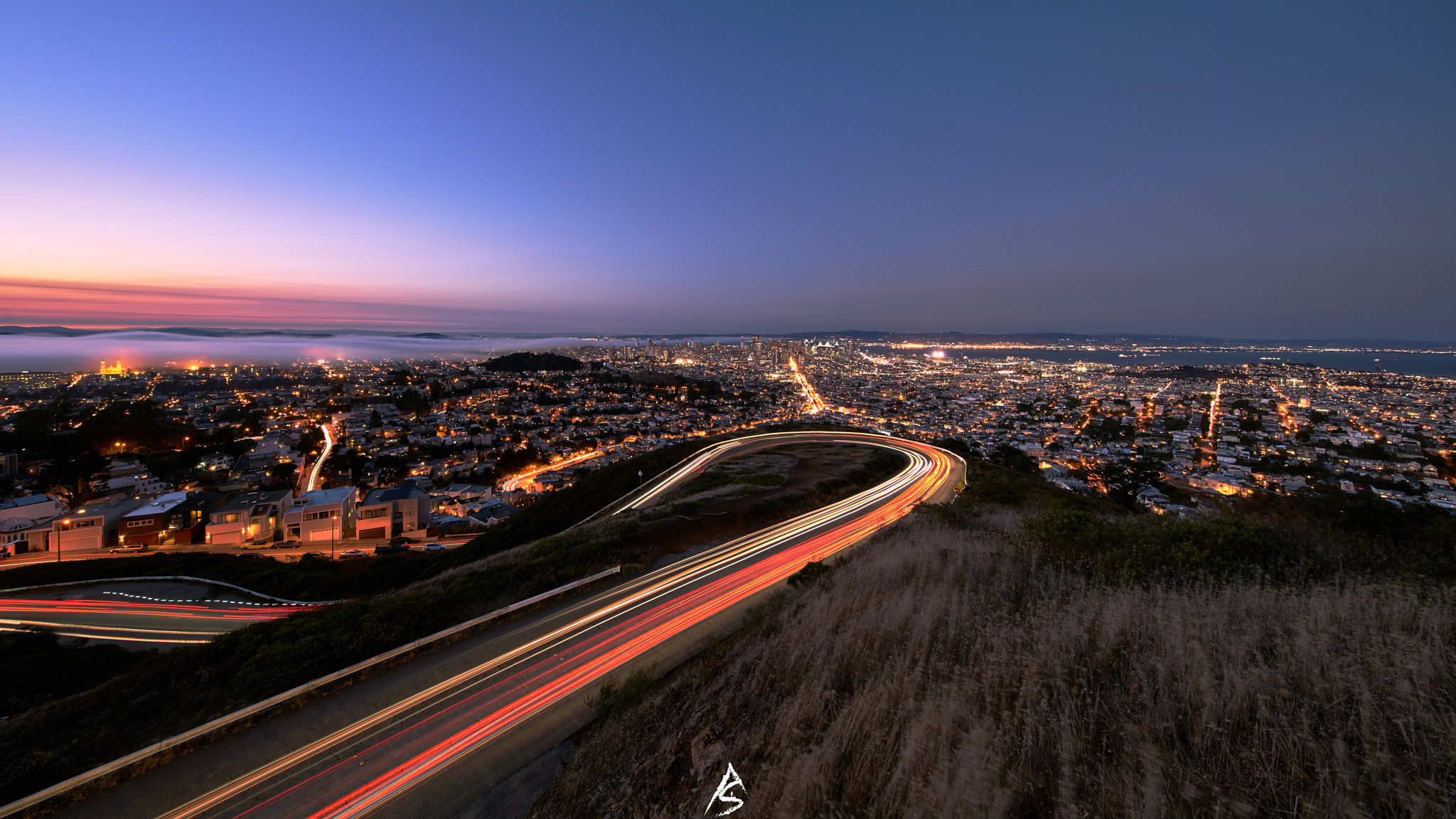 11-24mm F4 G SSM sample photo. Twin peaks overlooking the while san fran photography