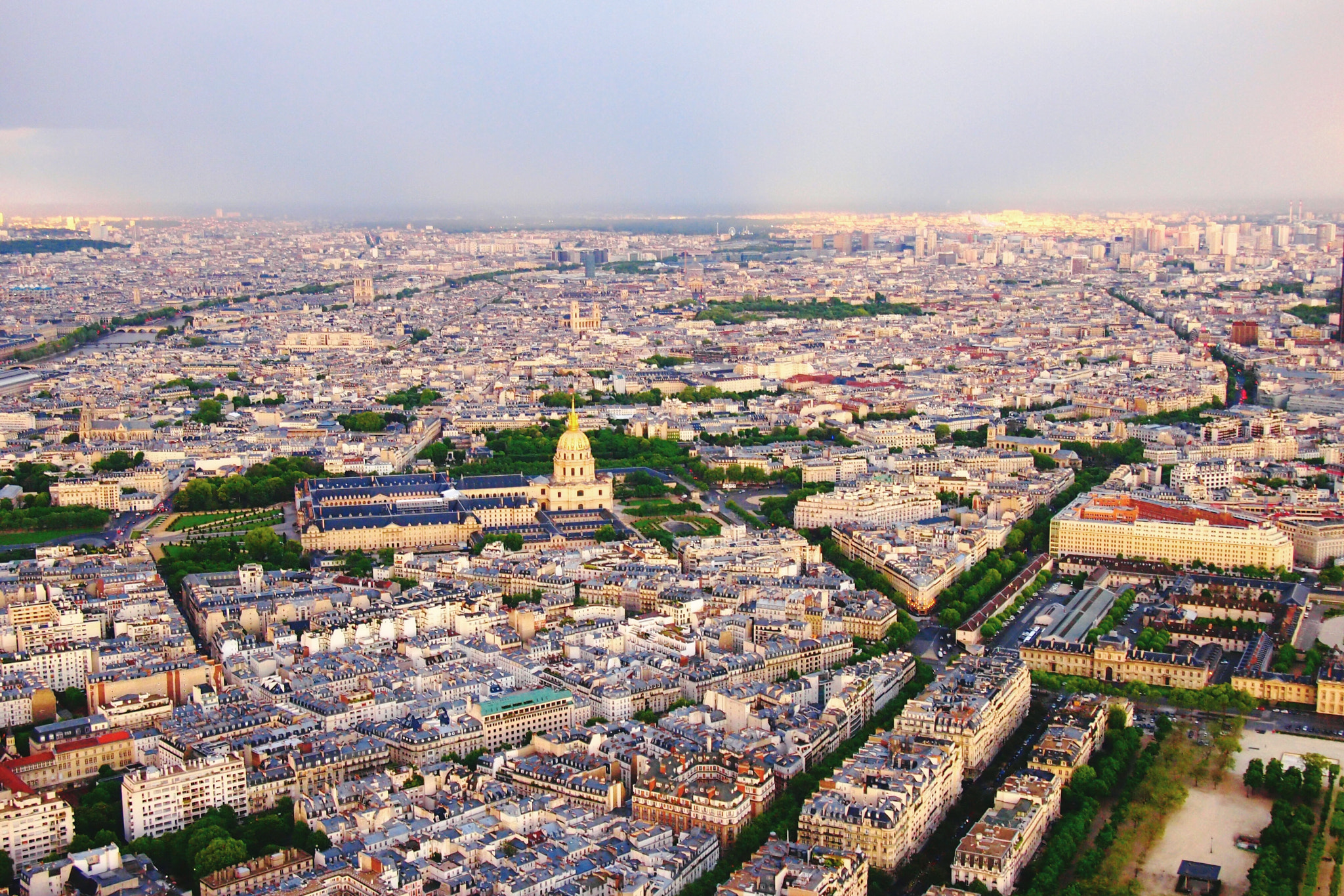 Olympus PEN E-PM1 sample photo. Overlooking paris, france photography