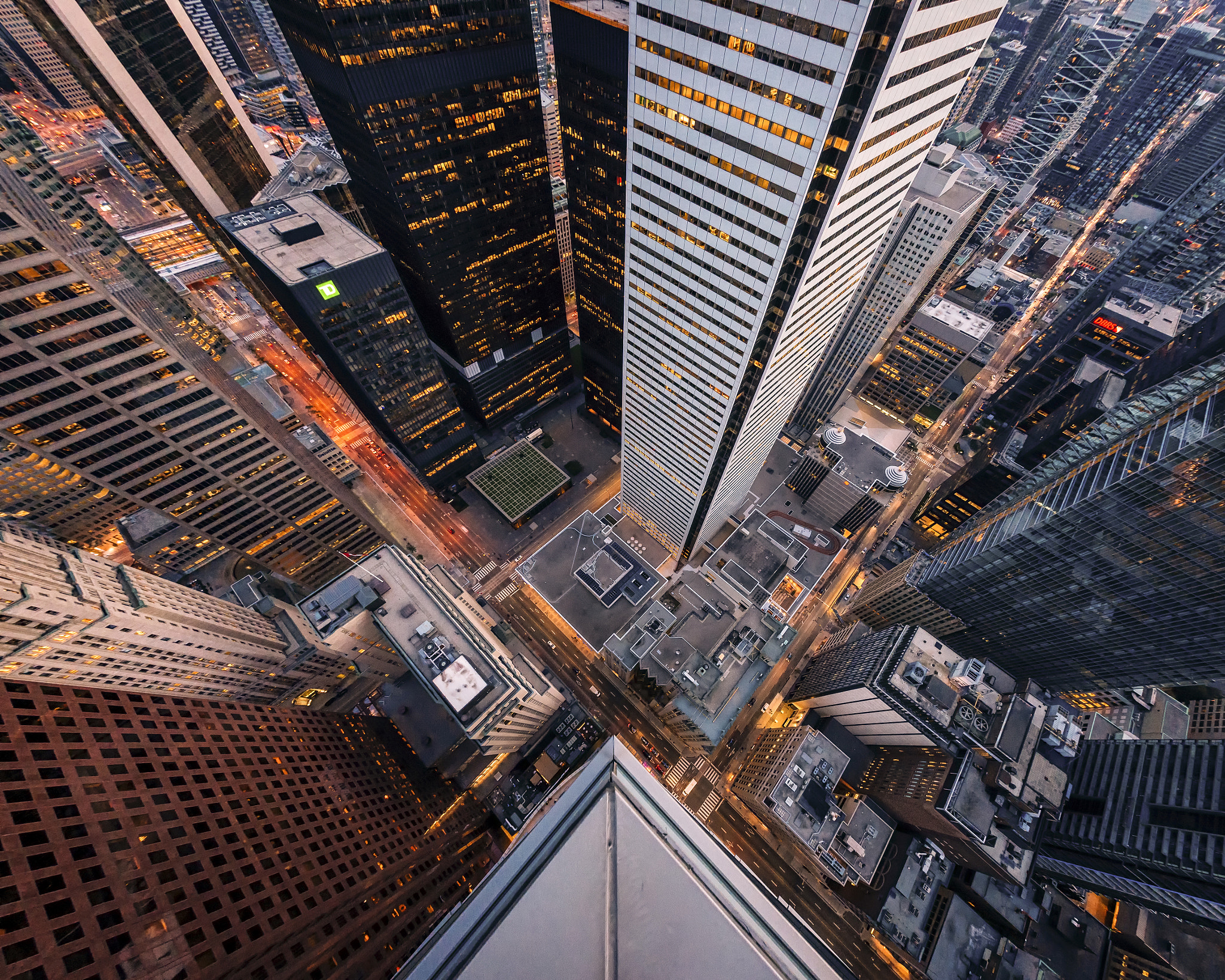 Samyang 12mm F2.8 ED AS NCS Fisheye sample photo. Toronto photography