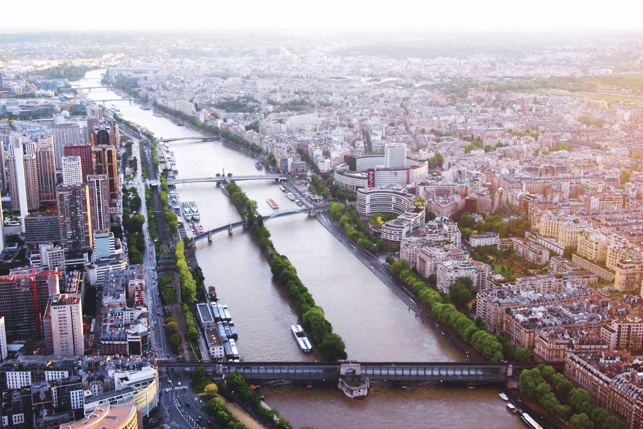 Olympus PEN E-PM1 sample photo. Paris, france photography