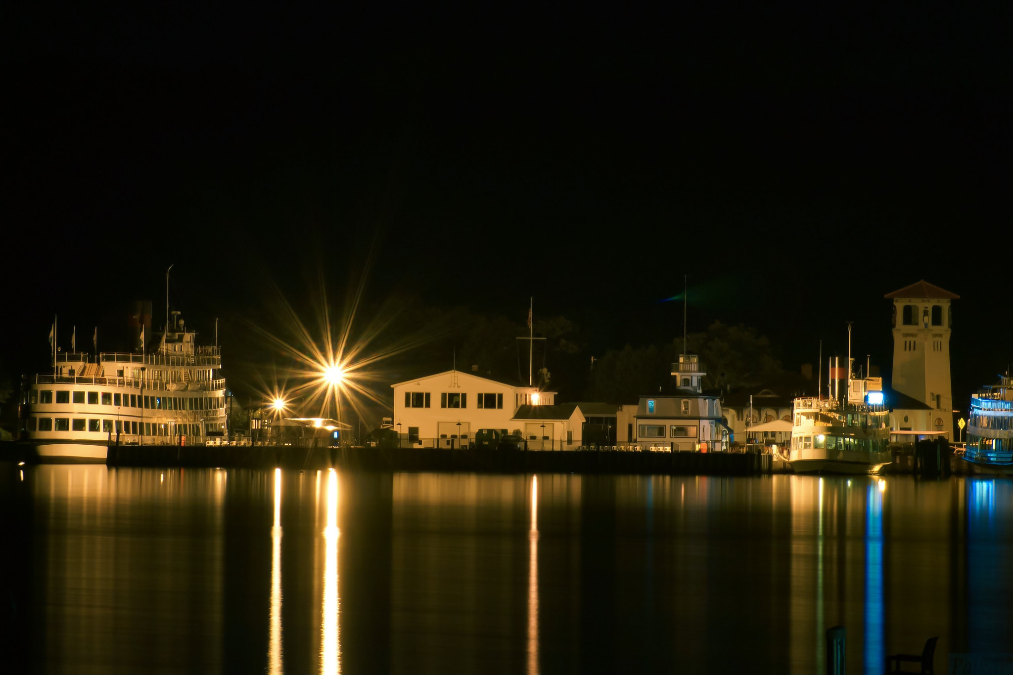 Sony 75-300mm F4.5-5.6 sample photo. Lake george photography