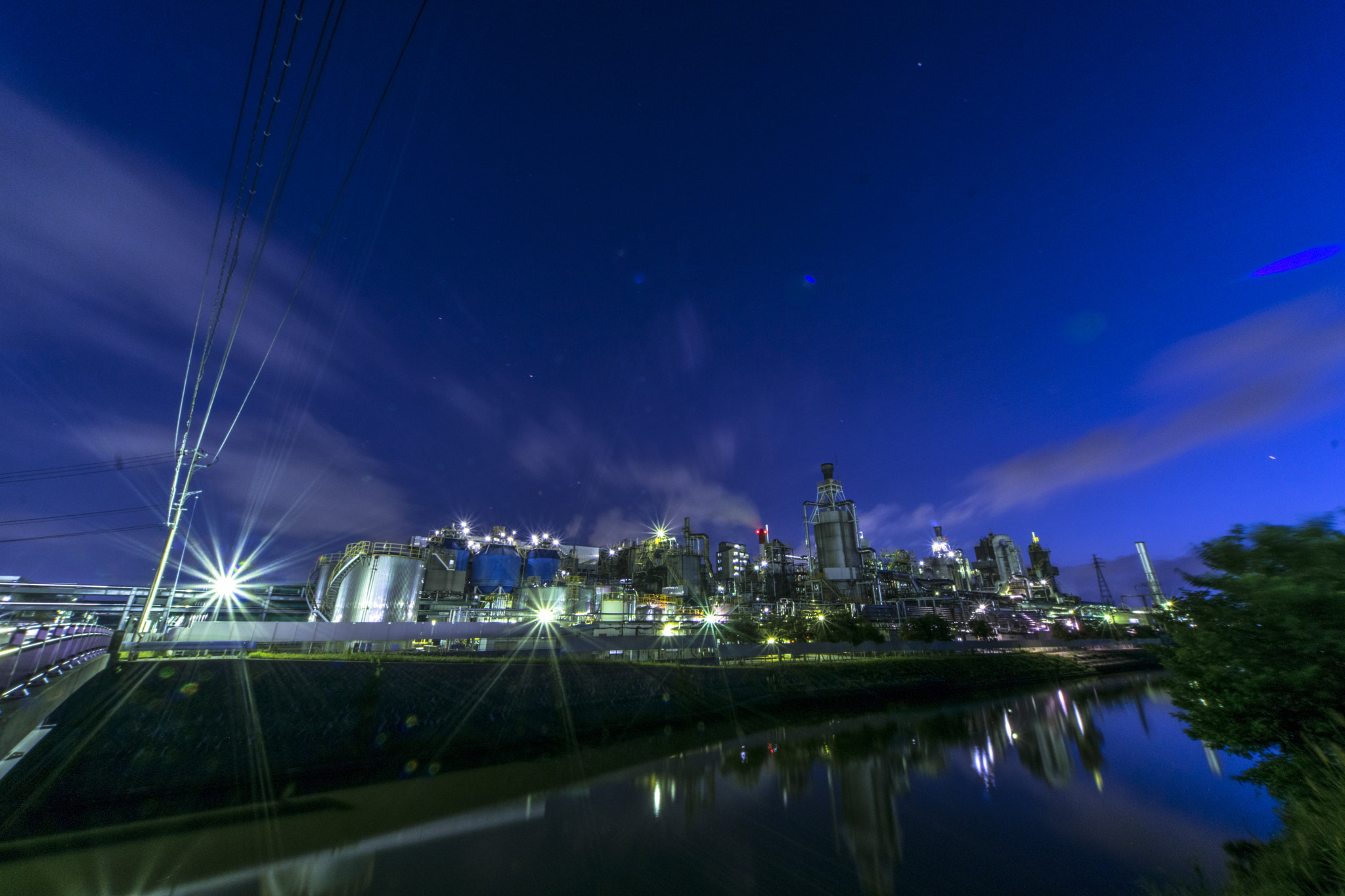 Sigma 8-16mm F4.5-5.6 DC HSM sample photo. Factory photography