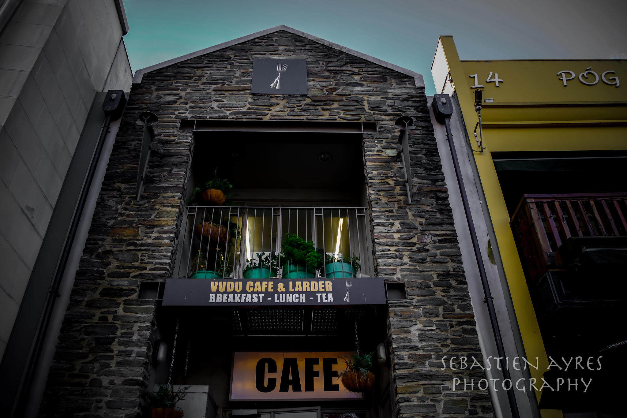 Pentax K-S2 sample photo. Vudu cafe & larder 1 photography