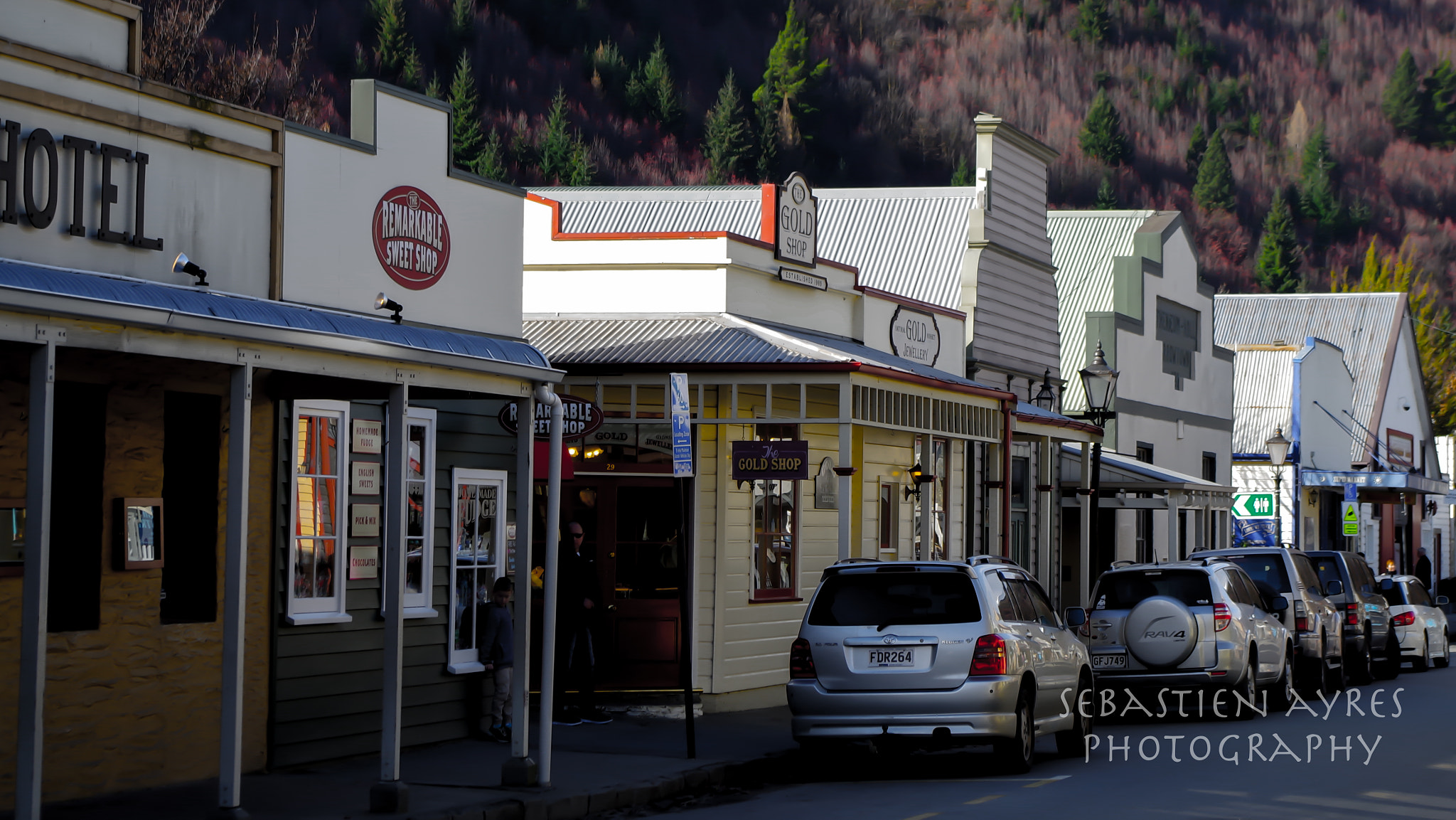 Pentax K-S2 sample photo. Town centre photography