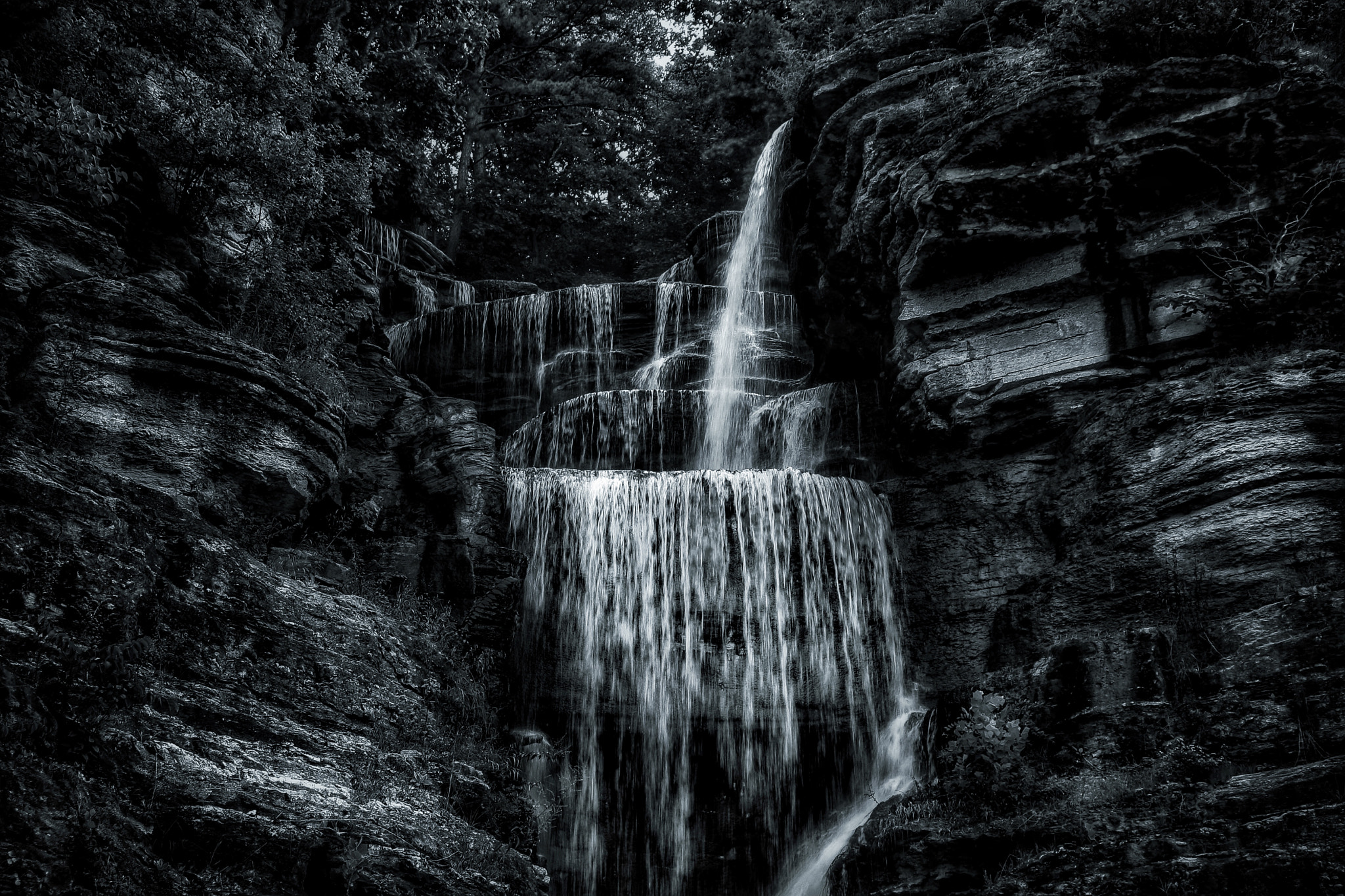 Tamron AF 28-200mm F3.8-5.6 XR Di Aspherical (IF) Macro sample photo. Darkest of waterfalls photography