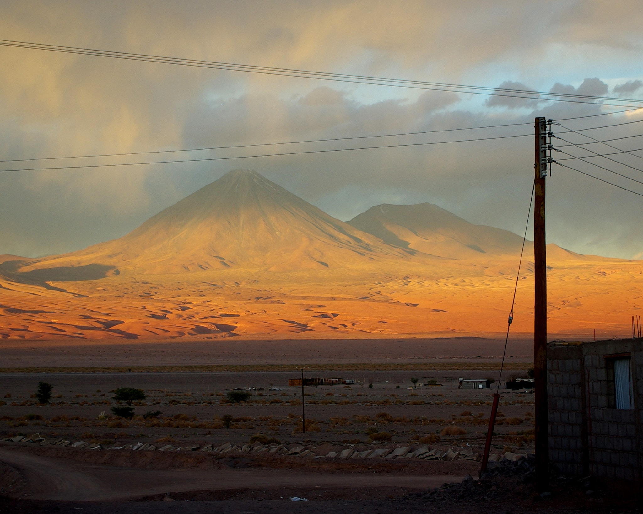 Pentax K10D + Pentax smc DA 16-45mm F4 ED AL sample photo. Sunset in san pedro de atacama photography