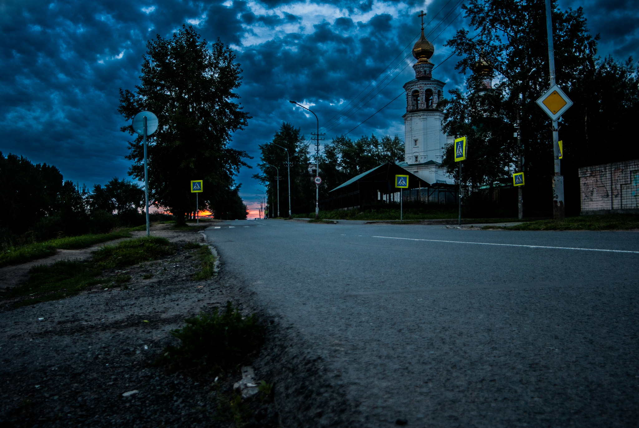 Nikon D80 + Tamron AF 19-35mm f/3.5-4.5 (A10) sample photo. **** photography