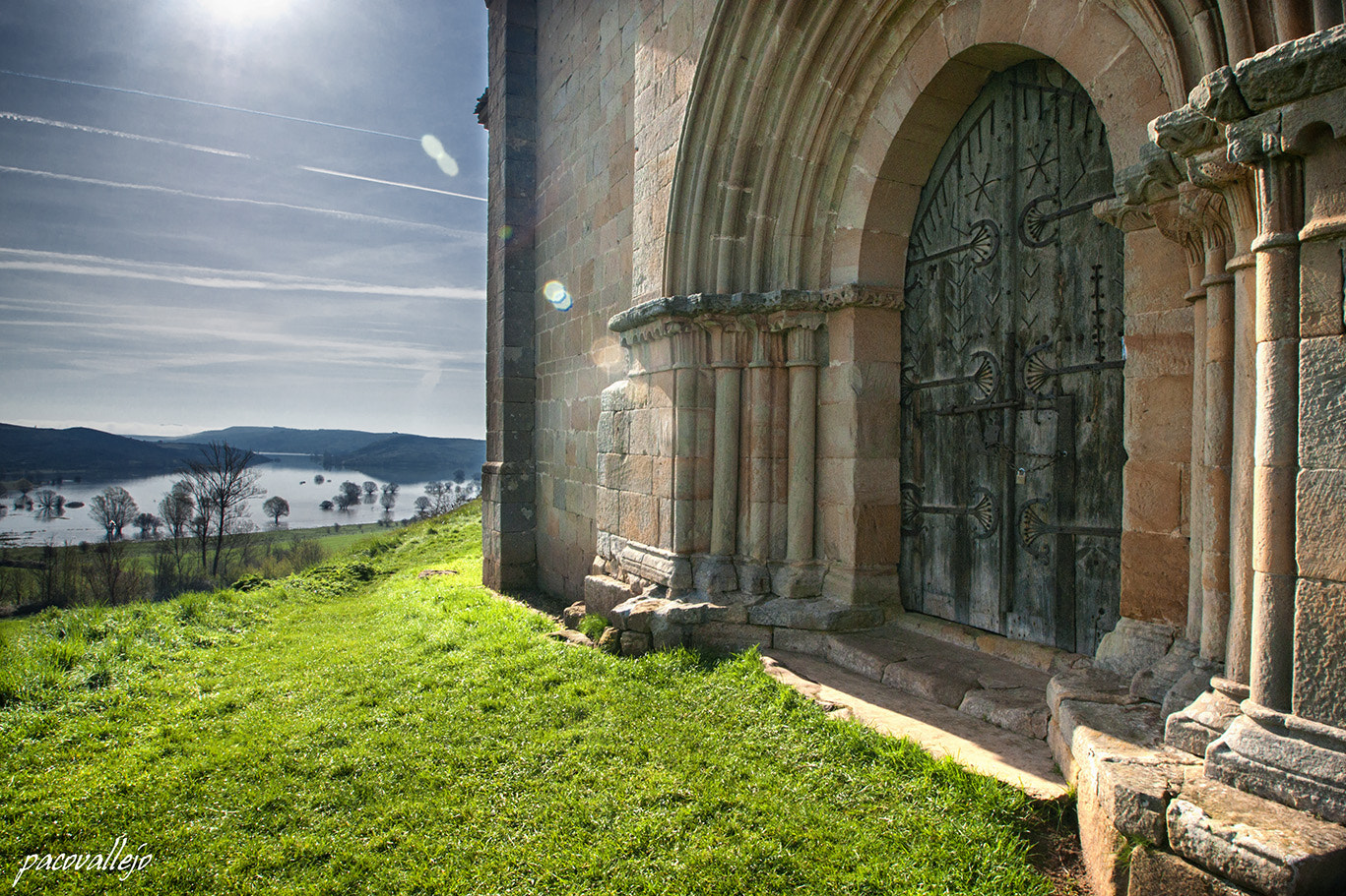 Sony Alpha DSLR-A700 sample photo. La ermita photography