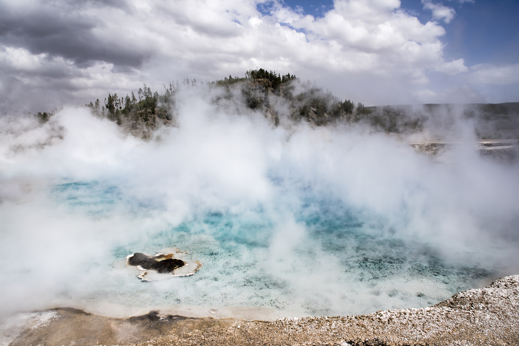 Nikon D810 + Sigma 24-70mm F2.8 EX DG Macro sample photo. Large island and small island photography