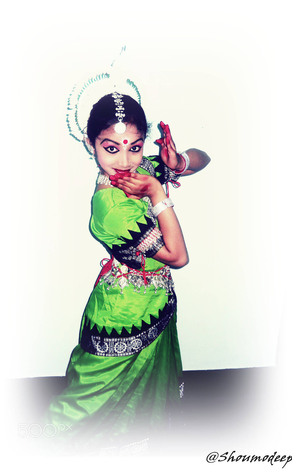 Nikon Coolpix L24 sample photo. Odissi dance pose photography
