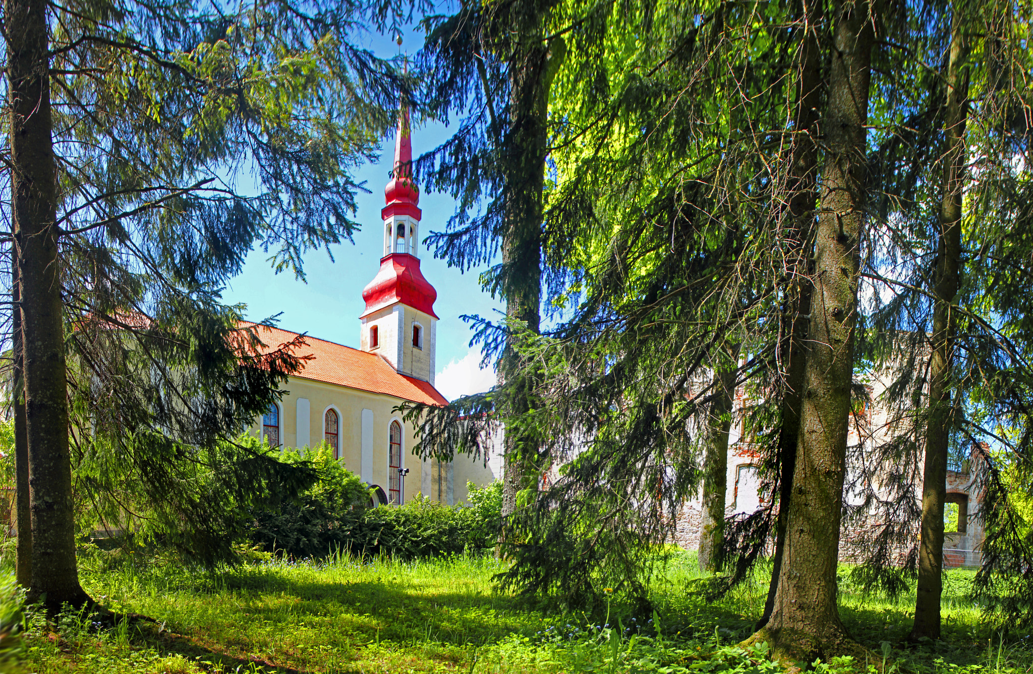 Sigma 18-125mm F3.8-5.6 DC OS HSM sample photo. Church photography