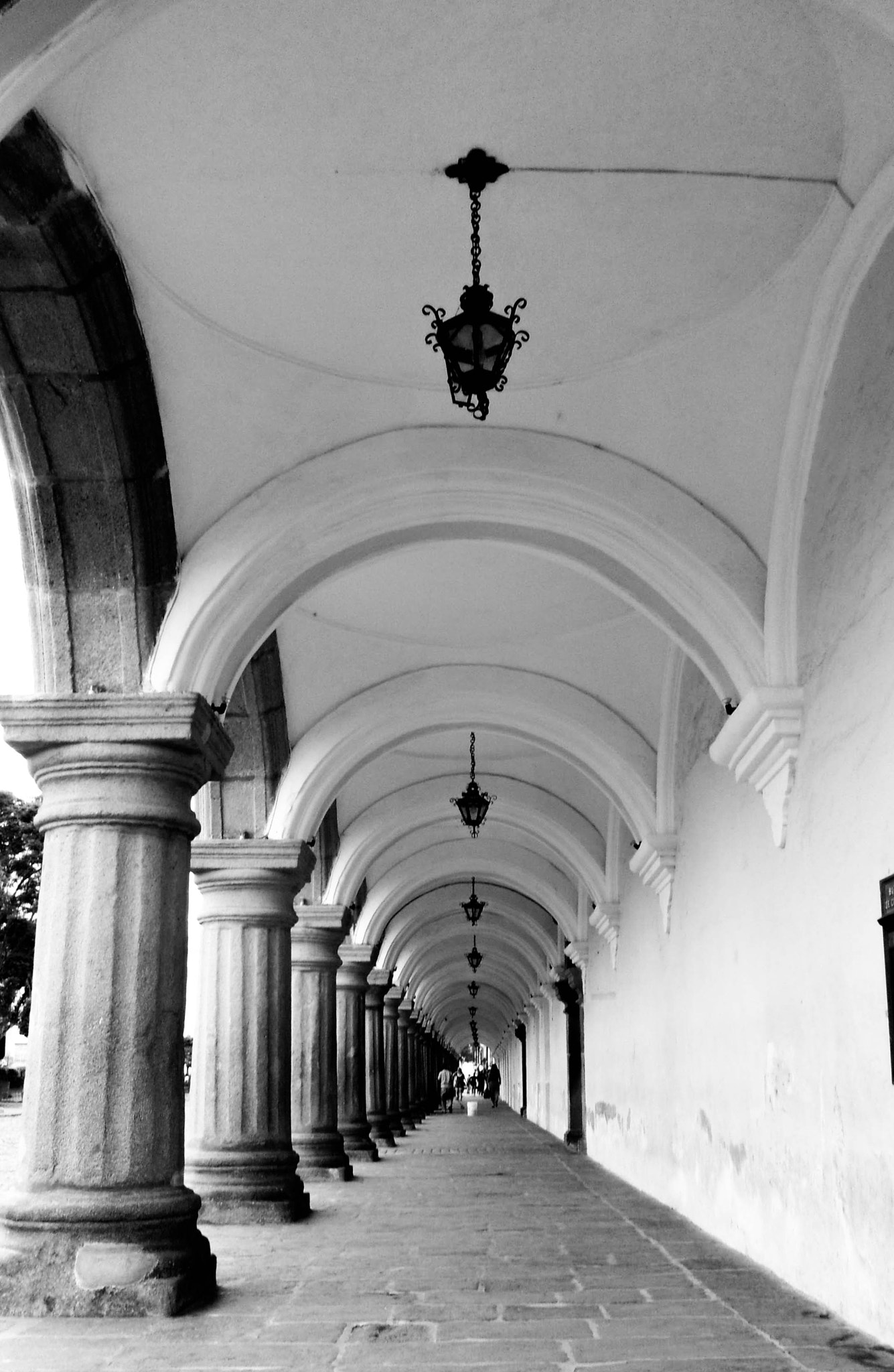 Samsung ST500 /  ST510 / VLUU ST500 /  TL220 sample photo. Spanish arches in antigua photography