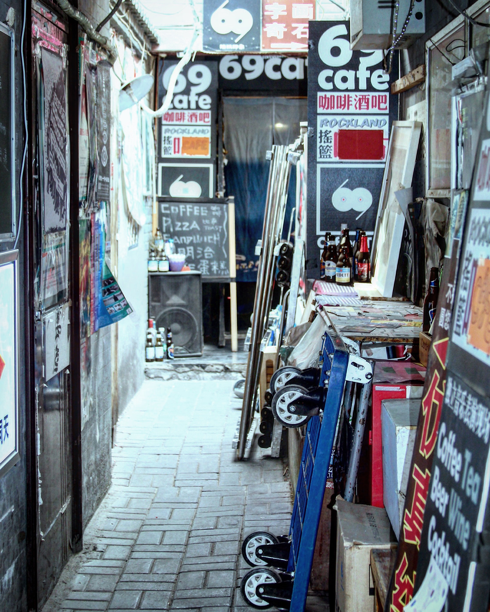 Canon EF 28-135mm F3.5-5.6 IS USM sample photo. Shanghai photography