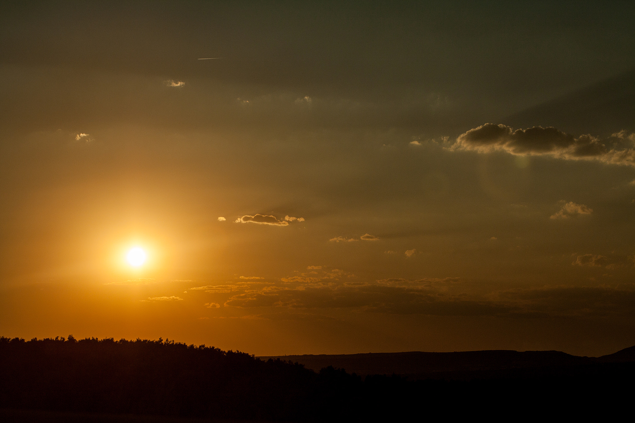 Canon EF 35-80mm f/4-5.6 sample photo. Anochecer en las villas photography