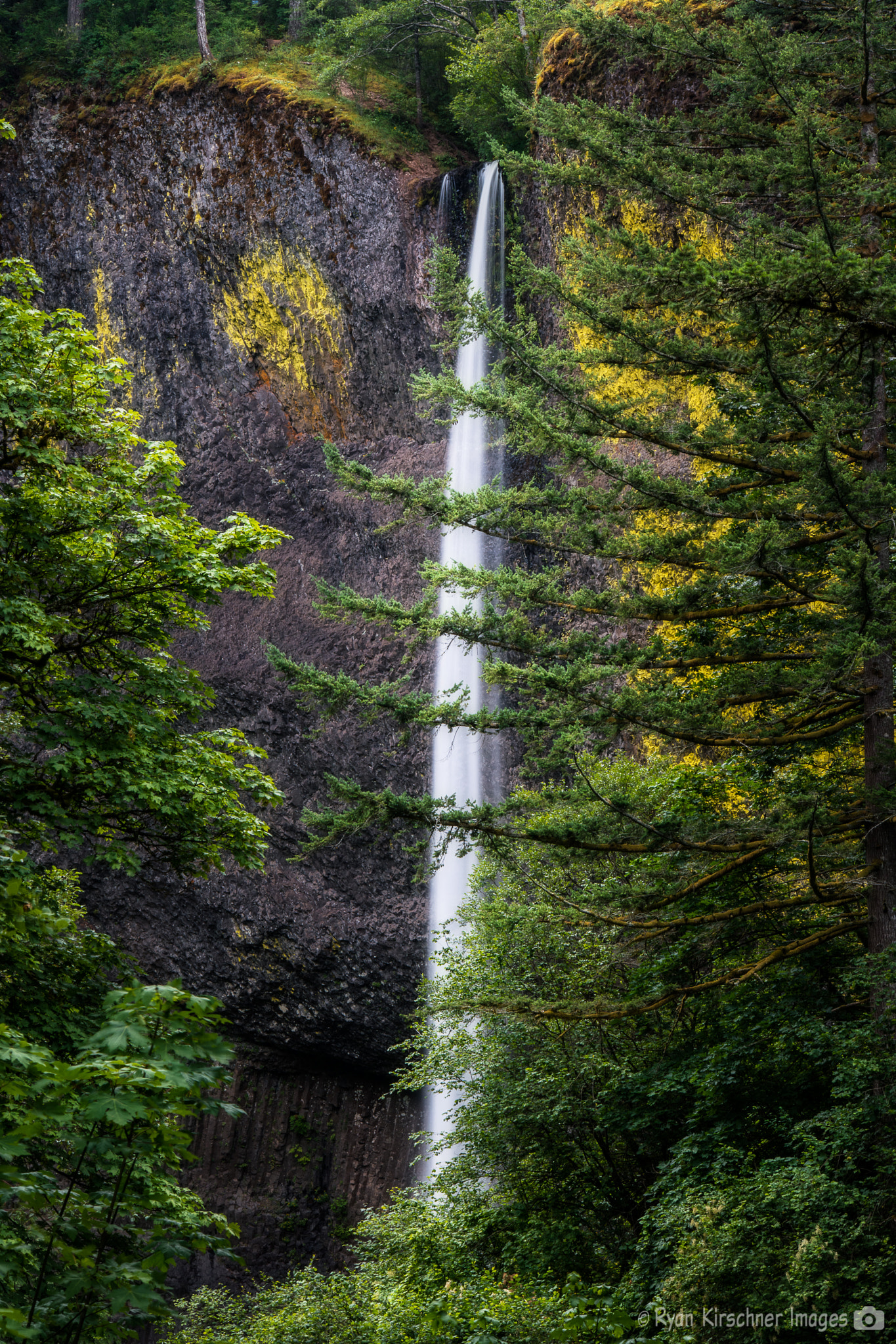 Samsung NX1 + Samsung NX 50-200mm F4-5.6 ED OIS sample photo. Columbia river gorge waterfall photography