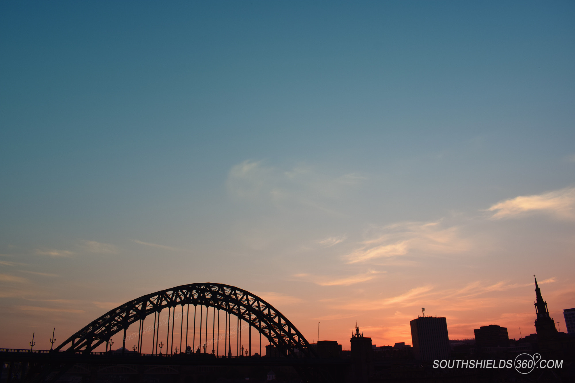 AF Zoom-Nikkor 35-80mm f/4-5.6D sample photo. Tyne bridge sunset - newcastle, tyne and wear, uk photography
