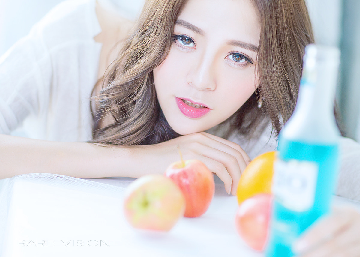 Canon EF 85mm F1.2 sample photo. Mimi photography