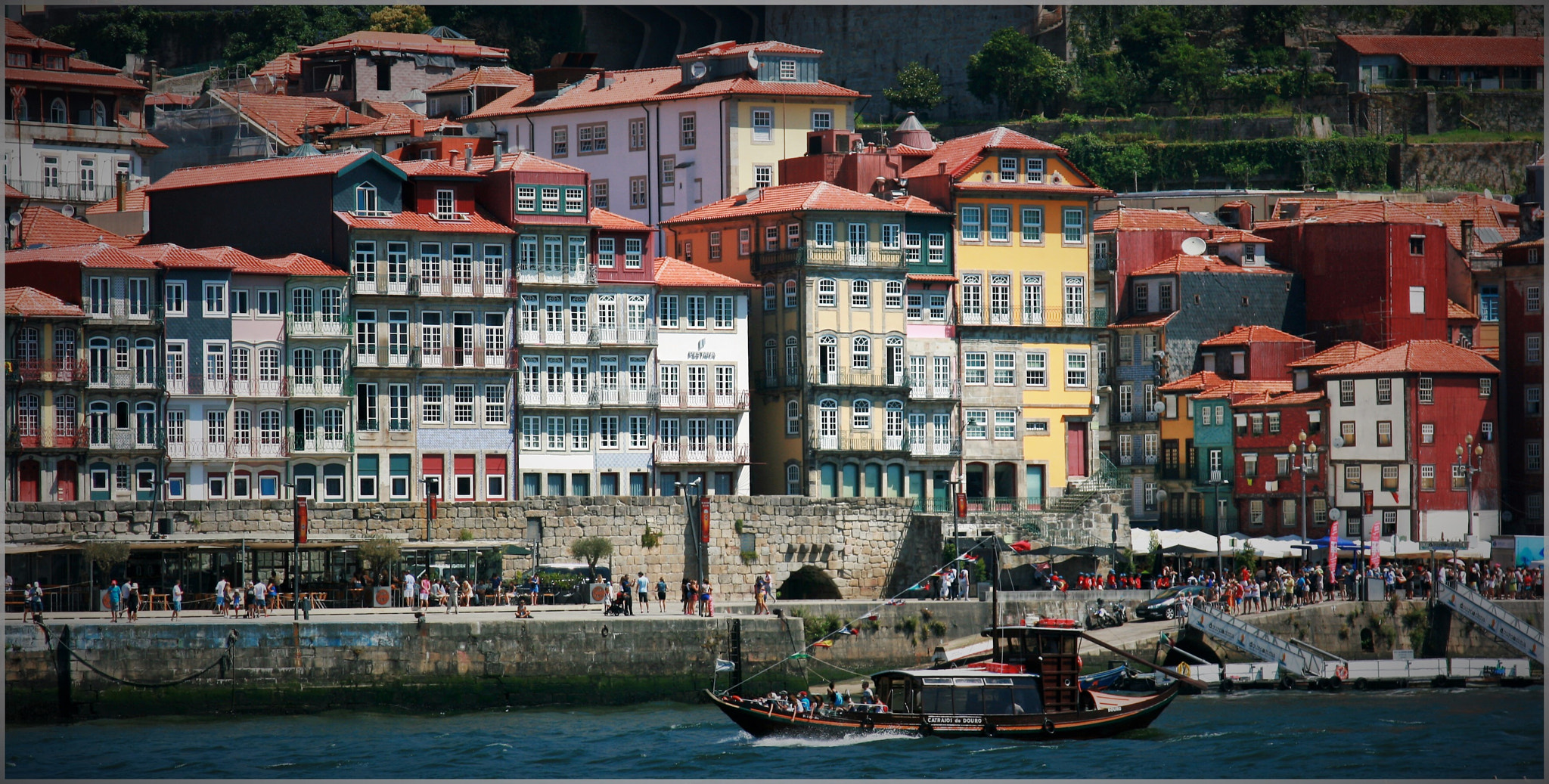 Canon EOS 400D (EOS Digital Rebel XTi / EOS Kiss Digital X) sample photo. Ribeira, porto. photography